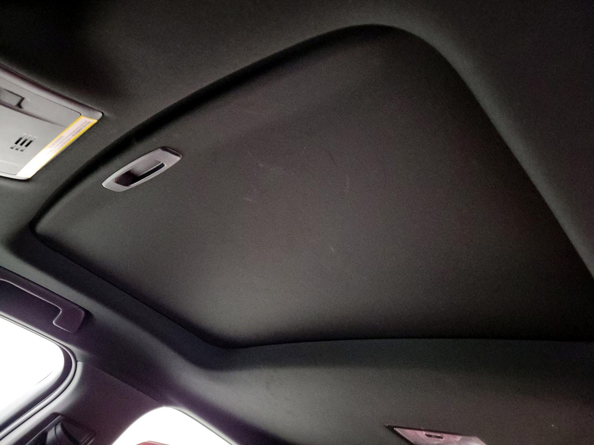 Thumbnail: 2019 Lexus UX - 18