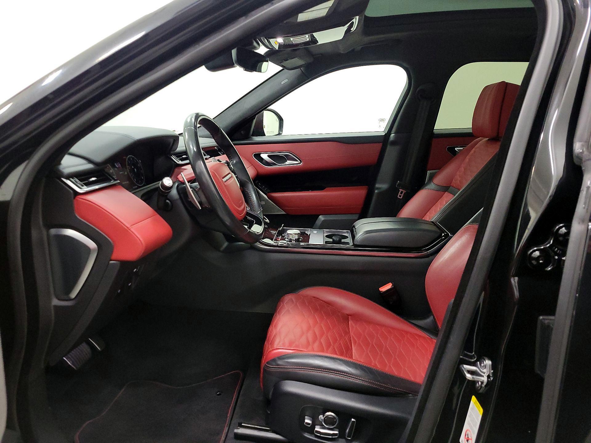 Thumbnail: 2020 Land Rover Range Rover - 11