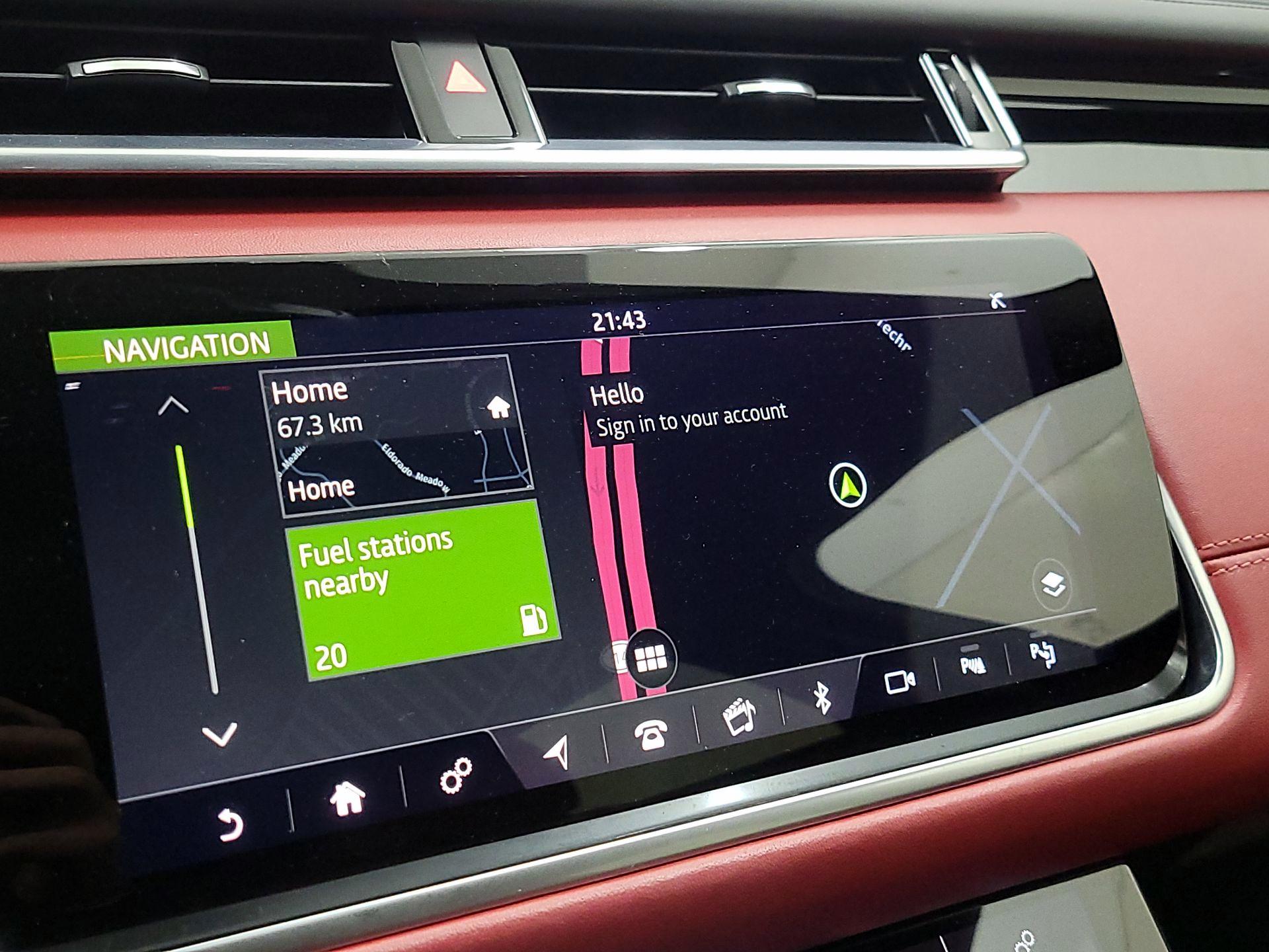 Thumbnail: 2020 Land Rover Range Rover - 14