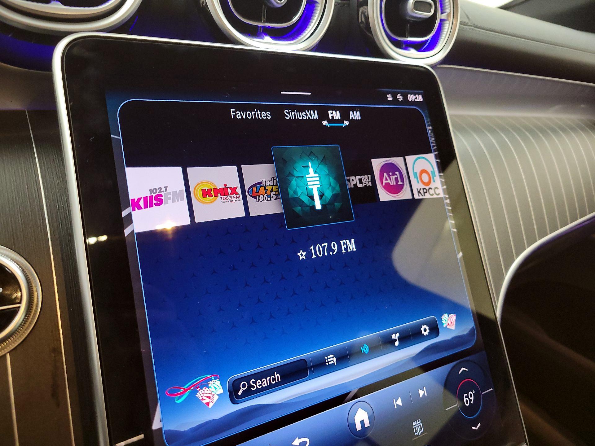 Thumbnail: 2024 Mercedes-Benz GLC - 16