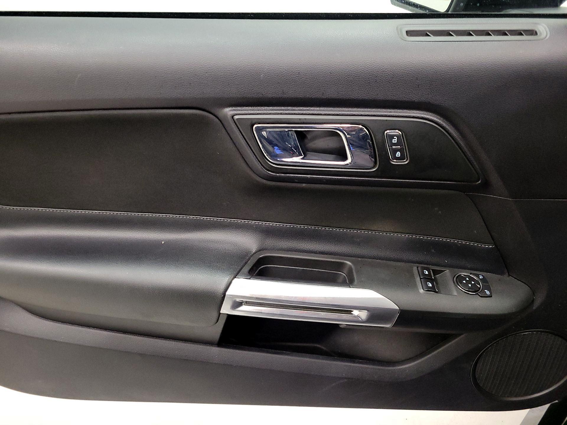 Thumbnail: 2017 Ford Mustang - 12