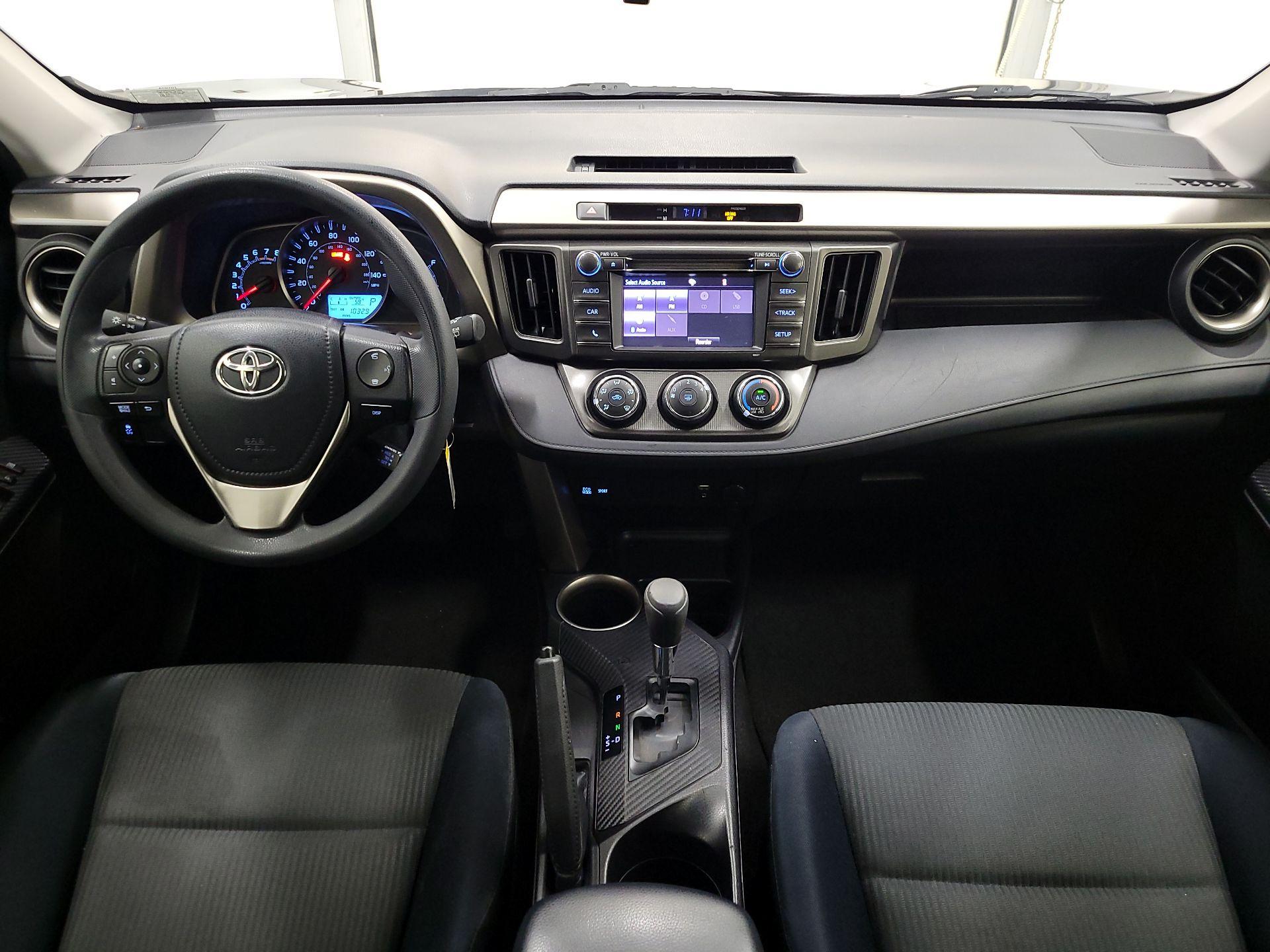 Thumbnail: 2014 Toyota RAV4 - 9