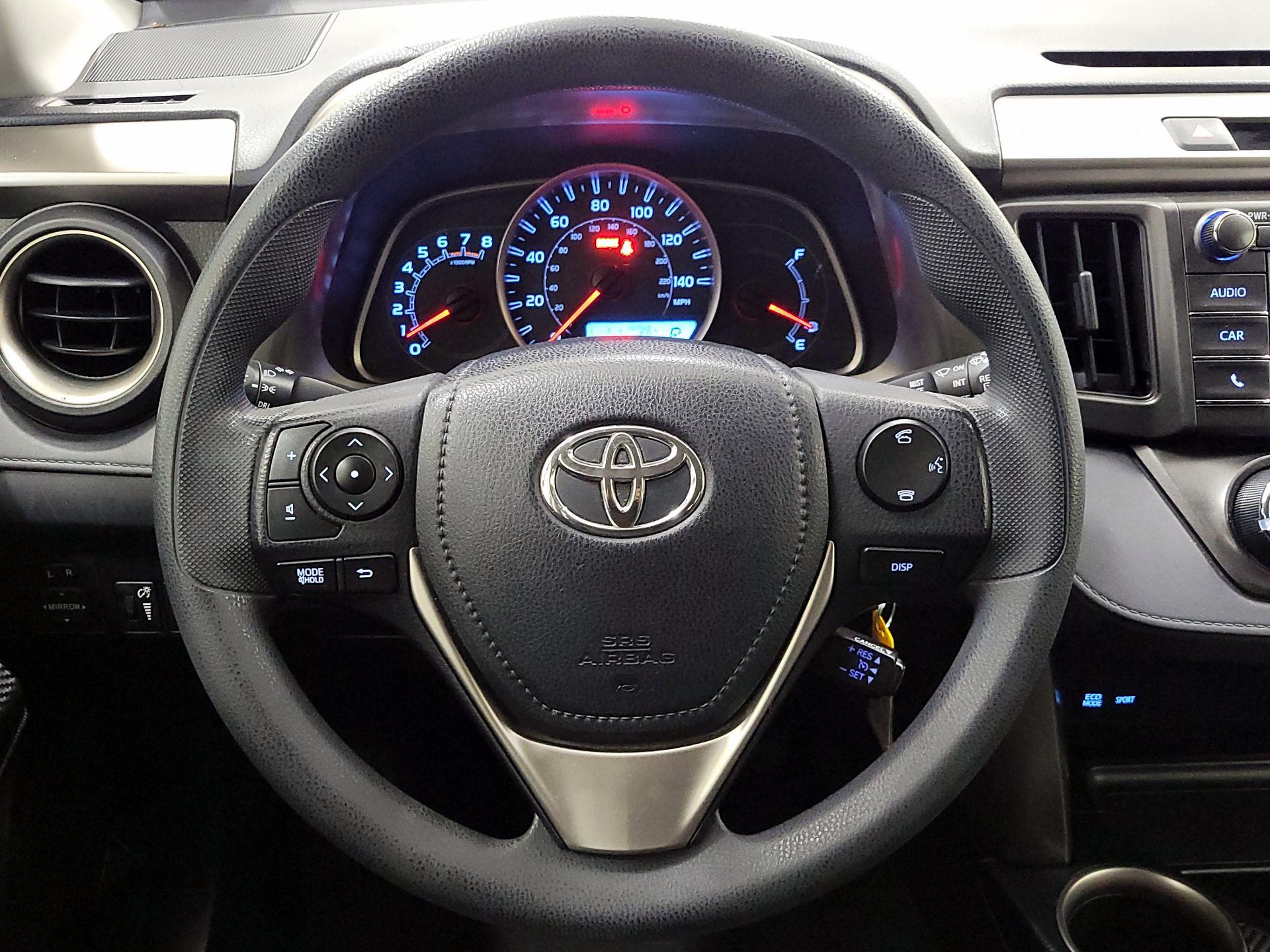 Thumbnail: 2014 Toyota RAV4 - 10