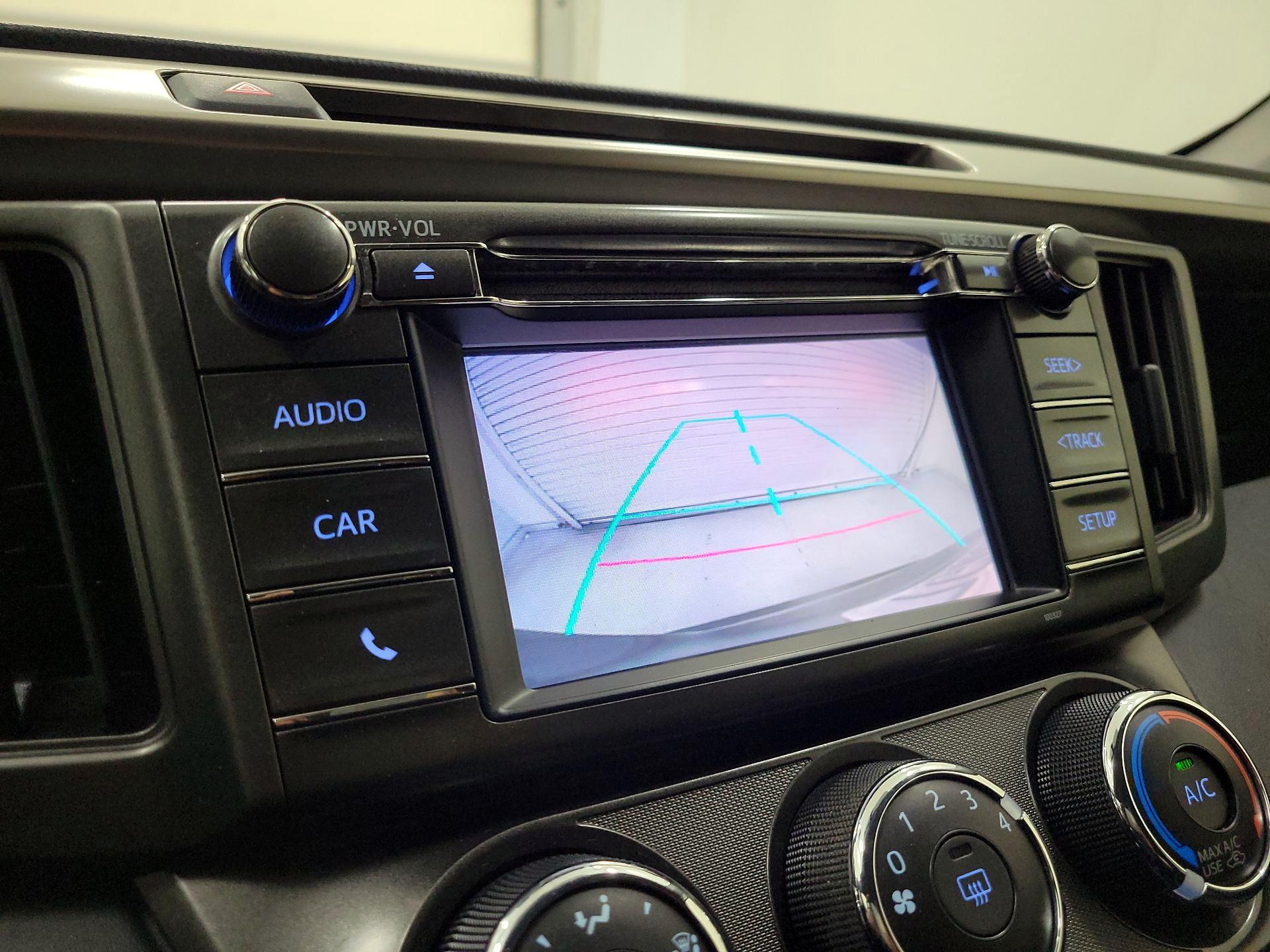 Thumbnail: 2014 Toyota RAV4 - 14