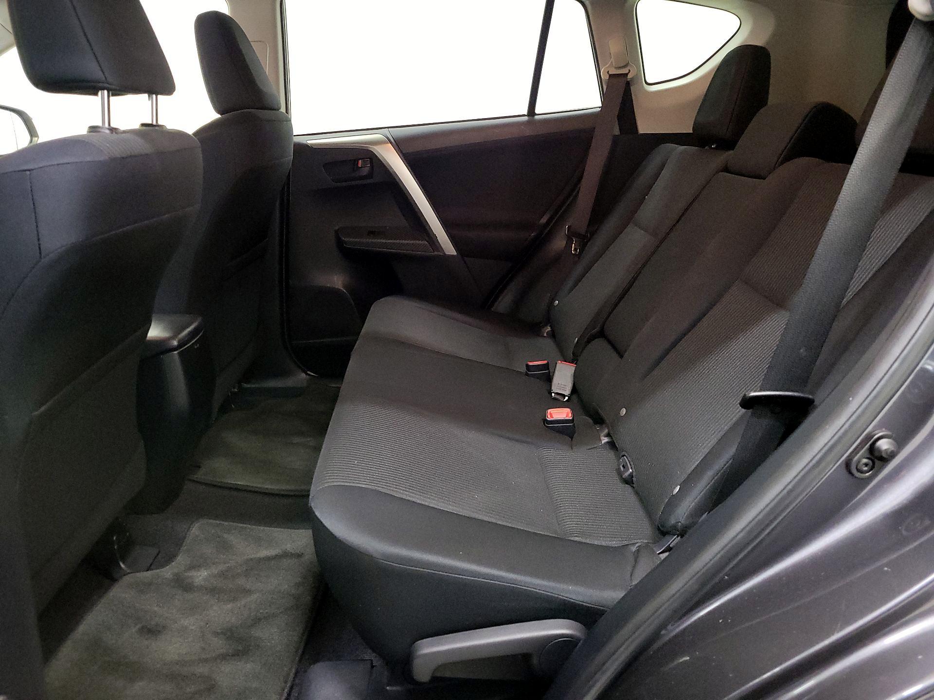 Thumbnail: 2014 Toyota RAV4 - 19