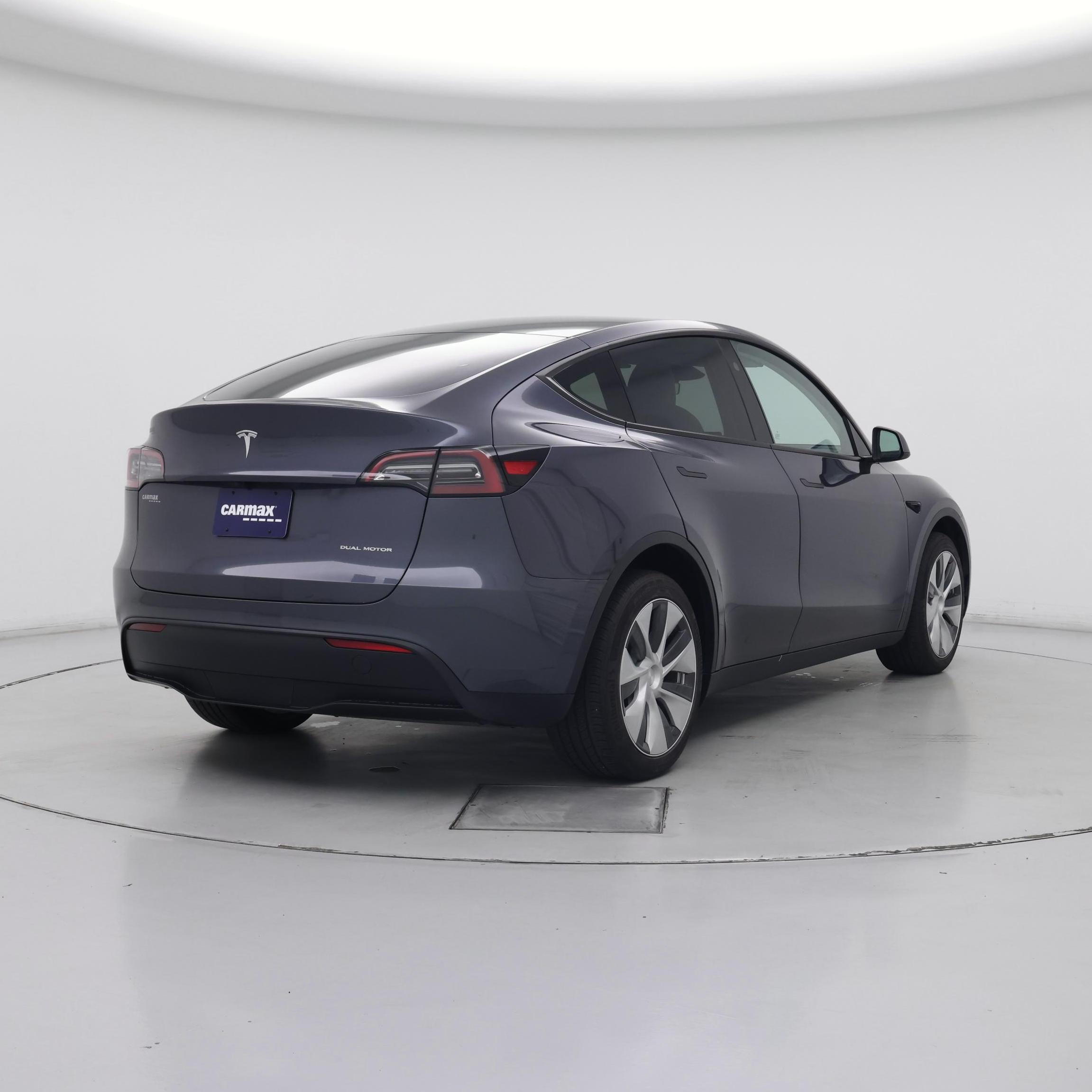 Thumbnail: 2023 Tesla Model Y - 8