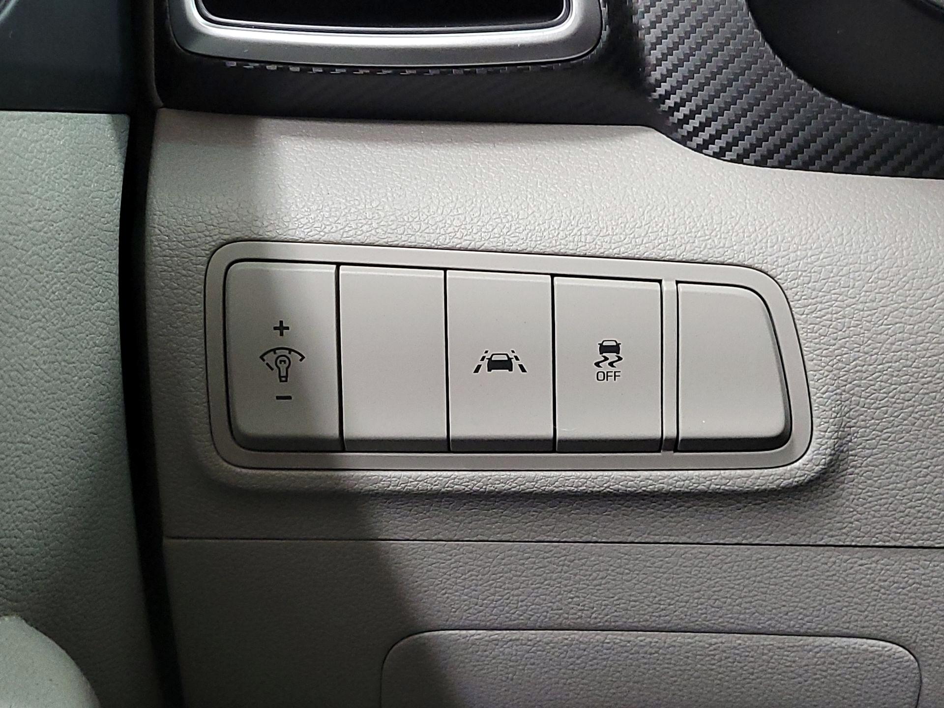 Thumbnail: 2020 Hyundai Tucson - 13