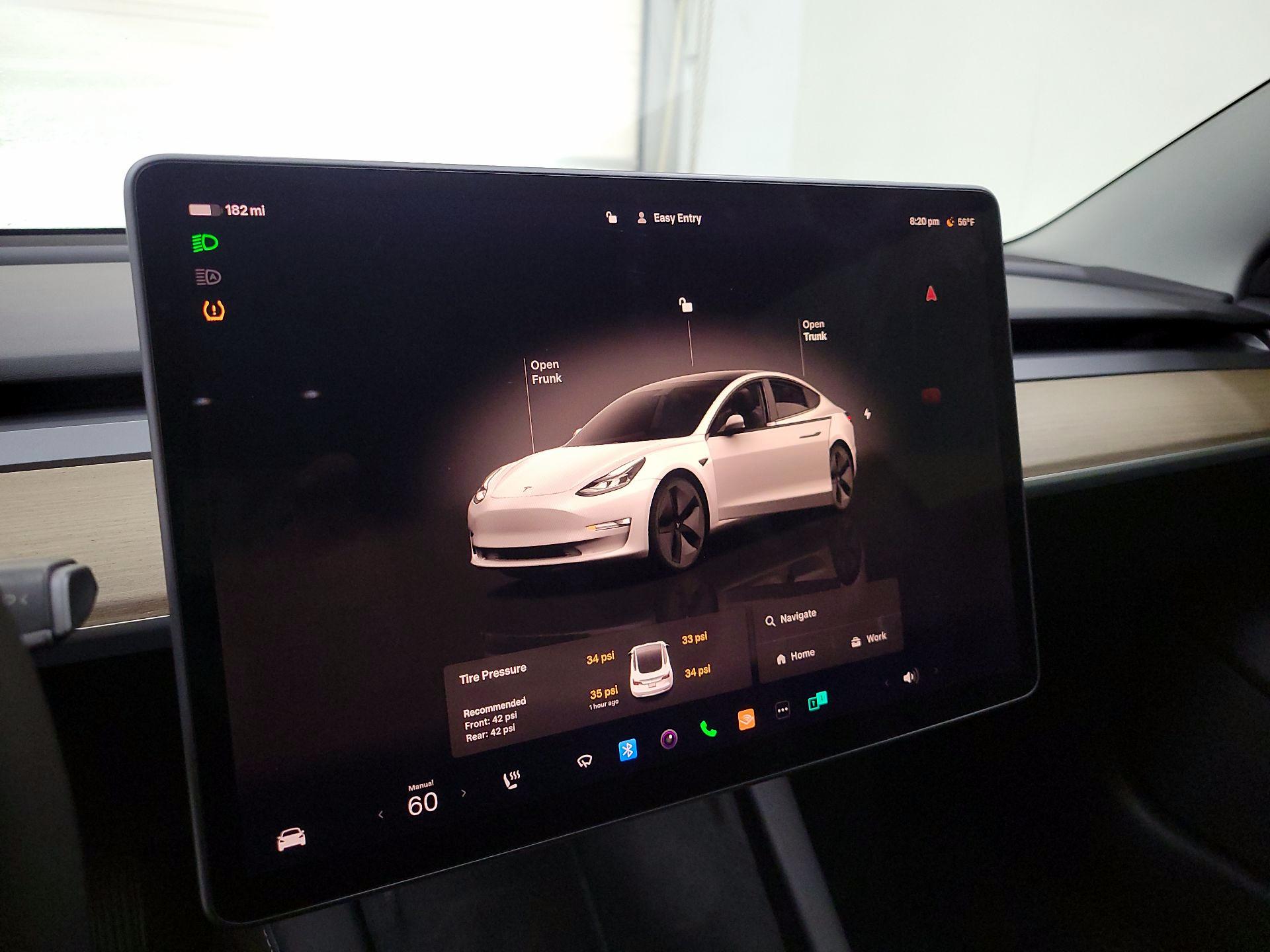 Thumbnail: 2022 Tesla Model 3 - 15