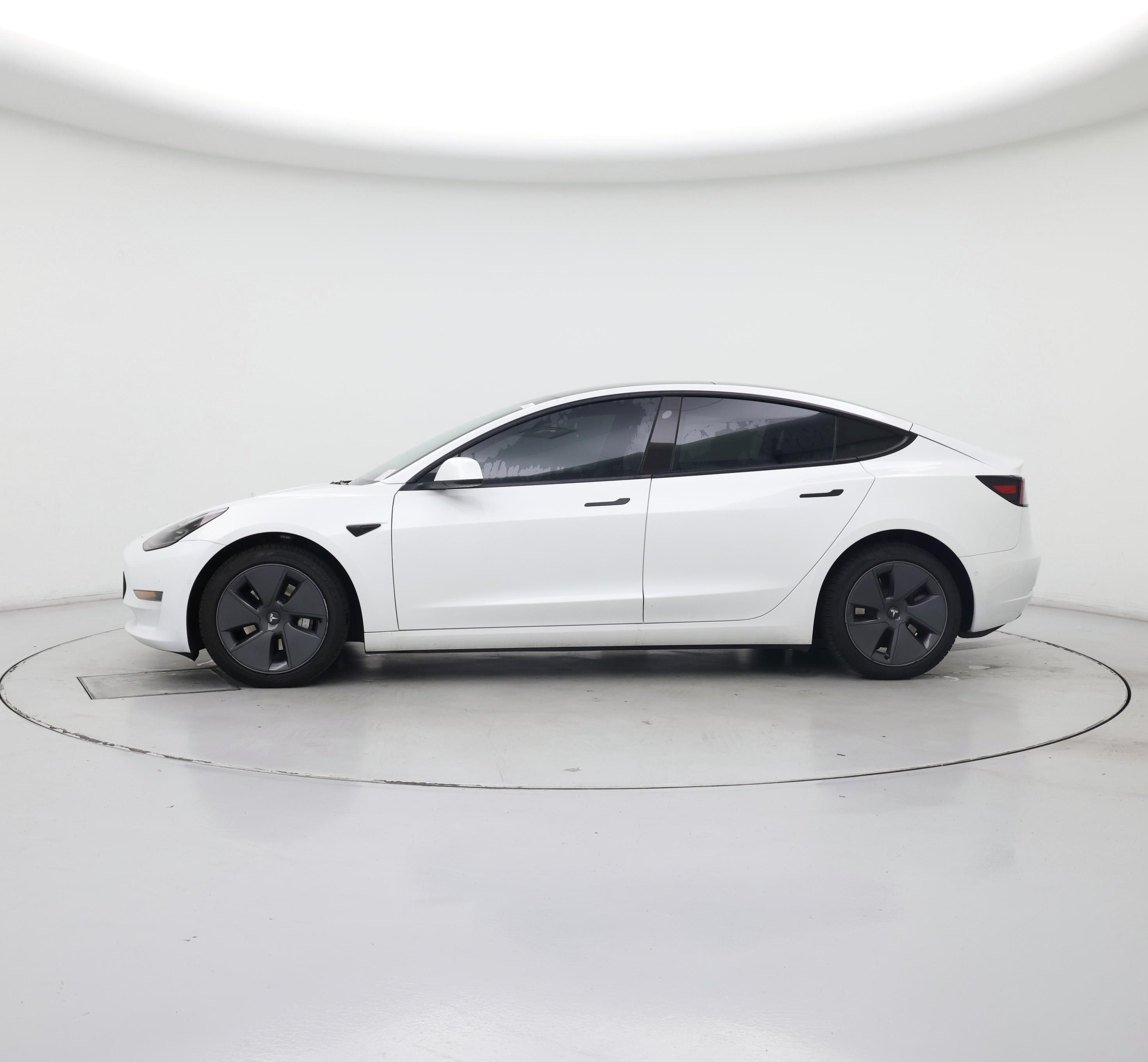 Thumbnail: 2022 Tesla Model 3 - 3