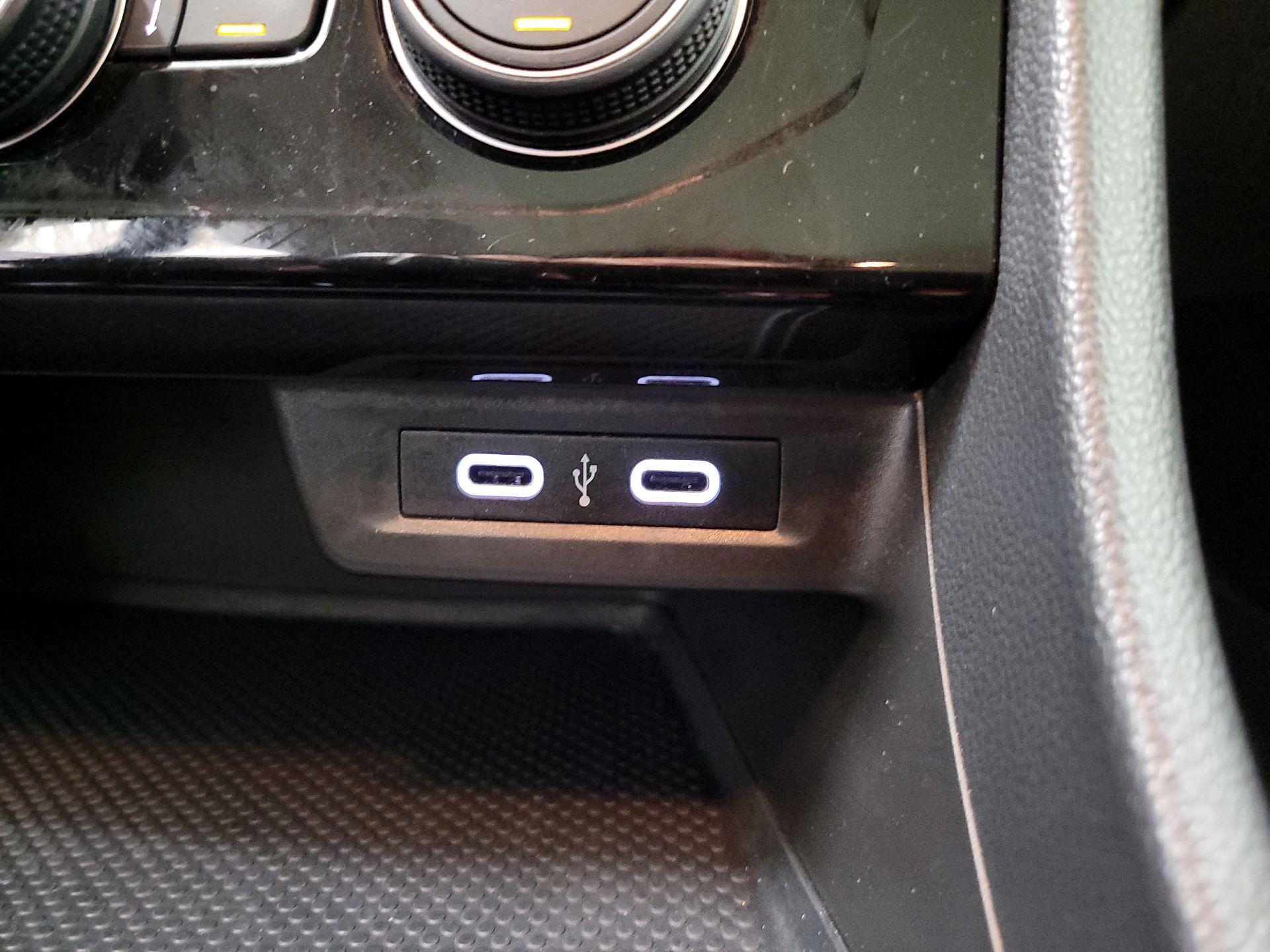 Thumbnail: 2020 Volkswagen Jetta - 18