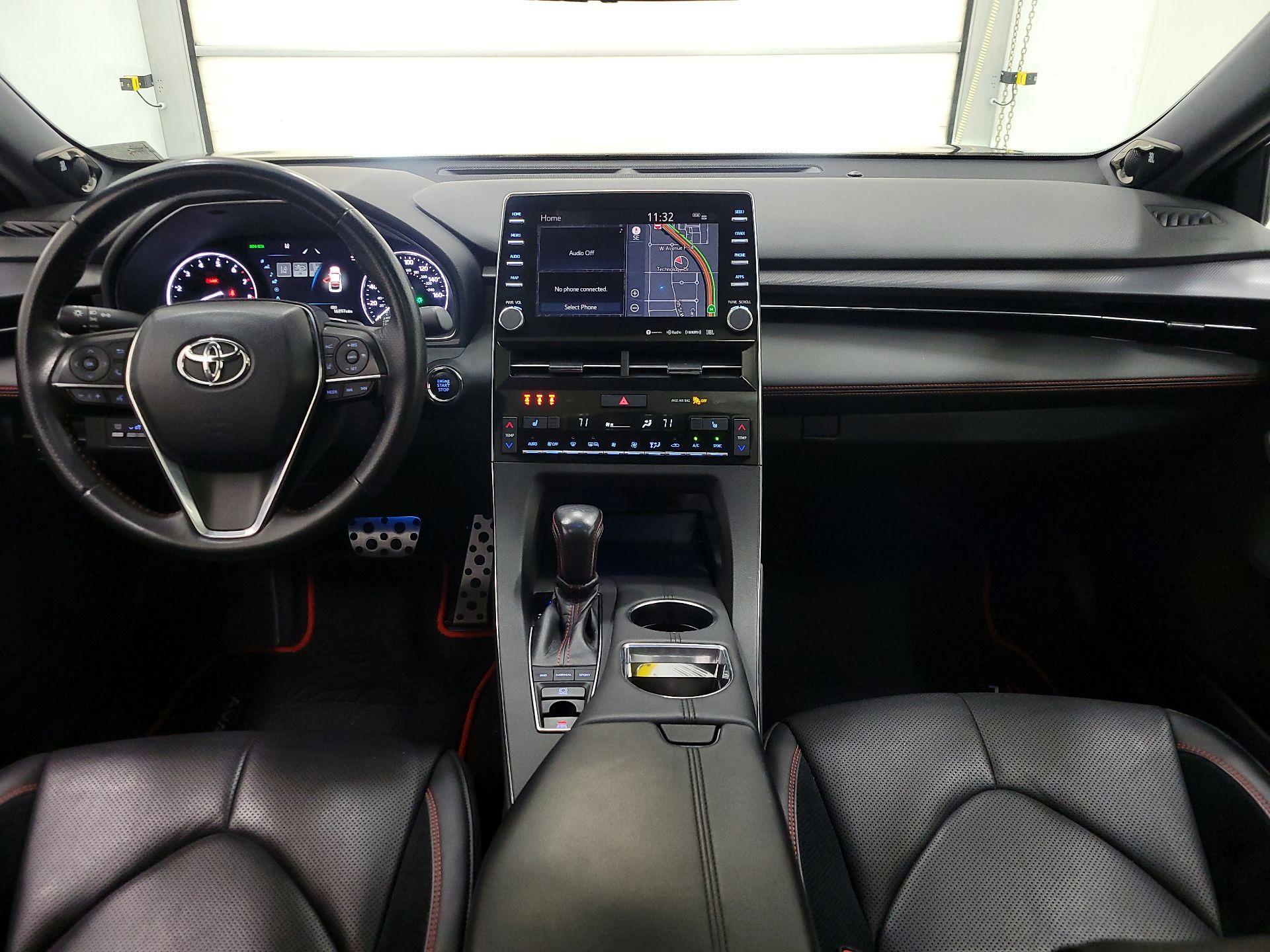 Thumbnail: 2020 Toyota Avalon - 9