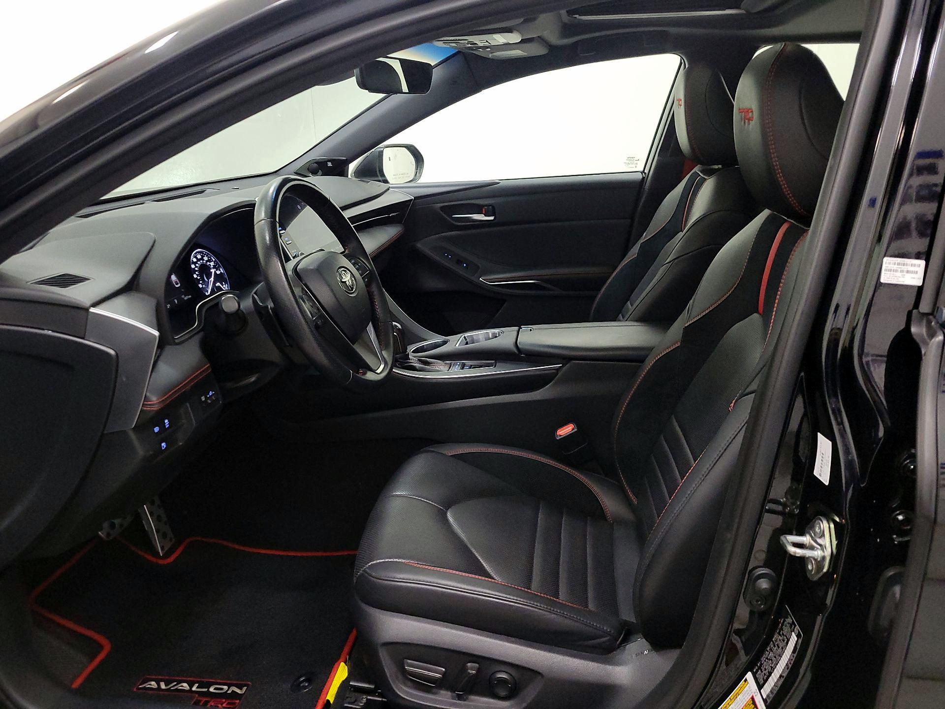 Thumbnail: 2020 Toyota Avalon - 11