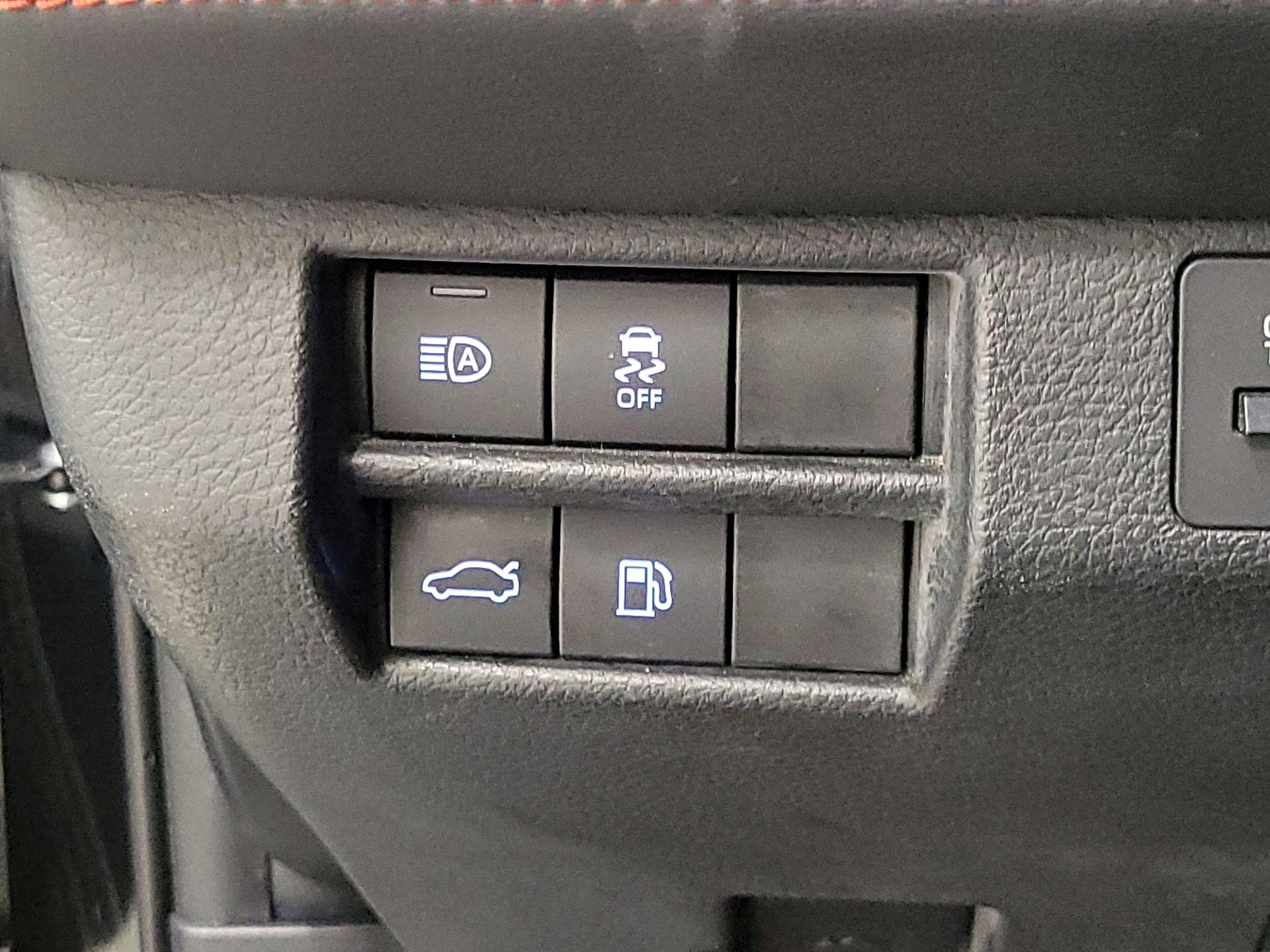 Thumbnail: 2020 Toyota Avalon - 13