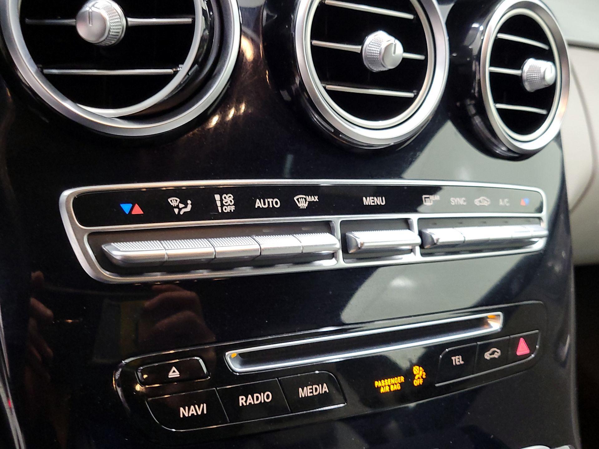 Thumbnail: 2017 Mercedes-Benz C-Class - 16