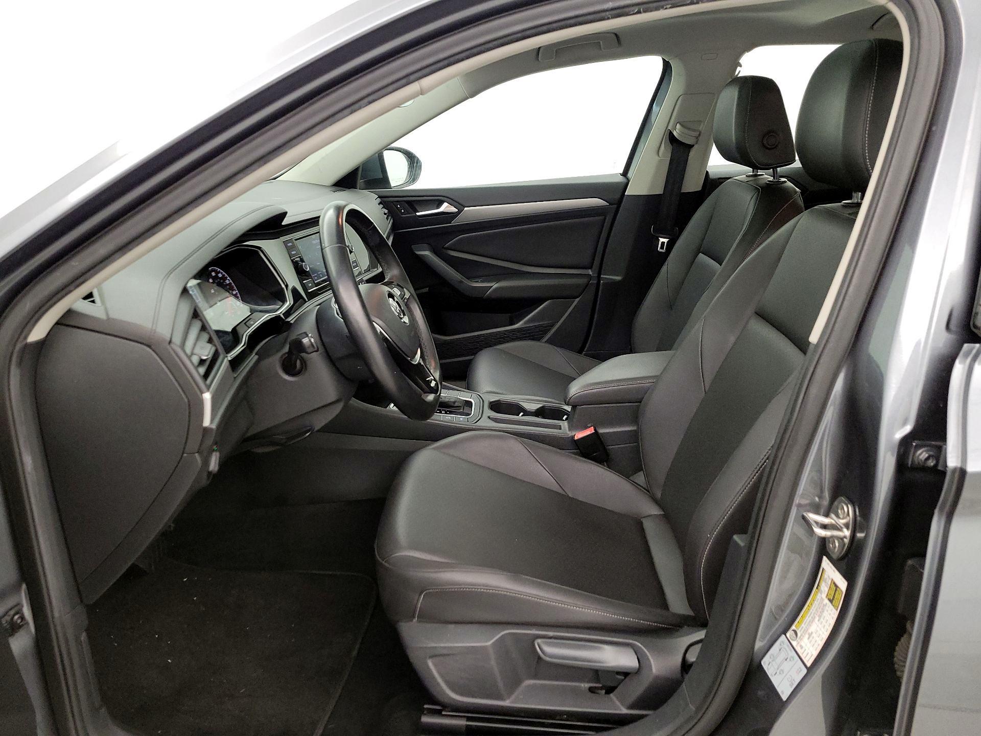 Thumbnail: 2019 Volkswagen Jetta - 11