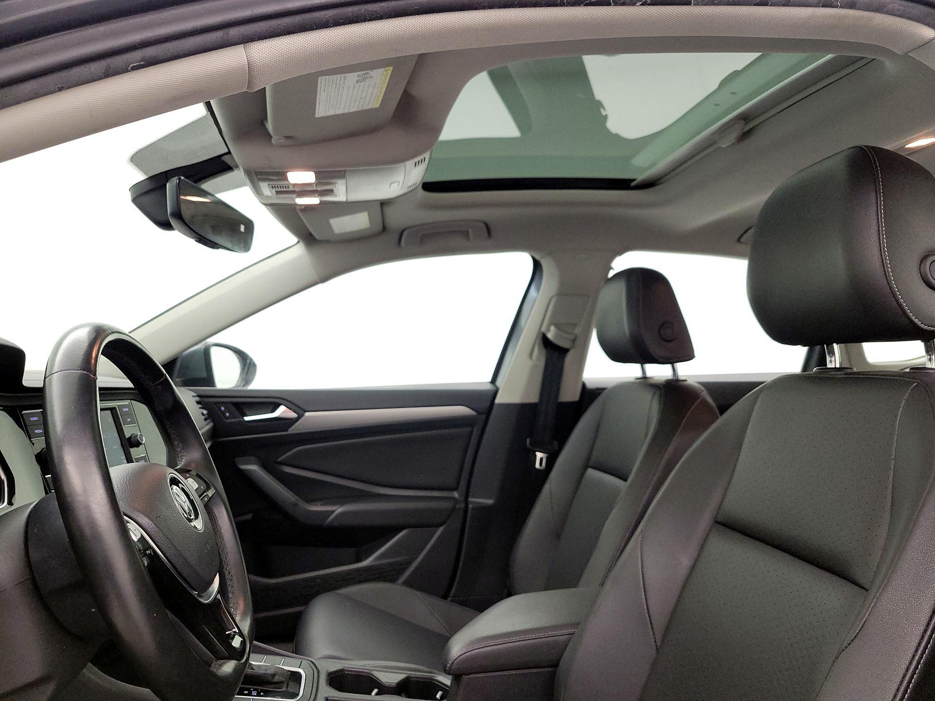 Thumbnail: 2019 Volkswagen Jetta - 19