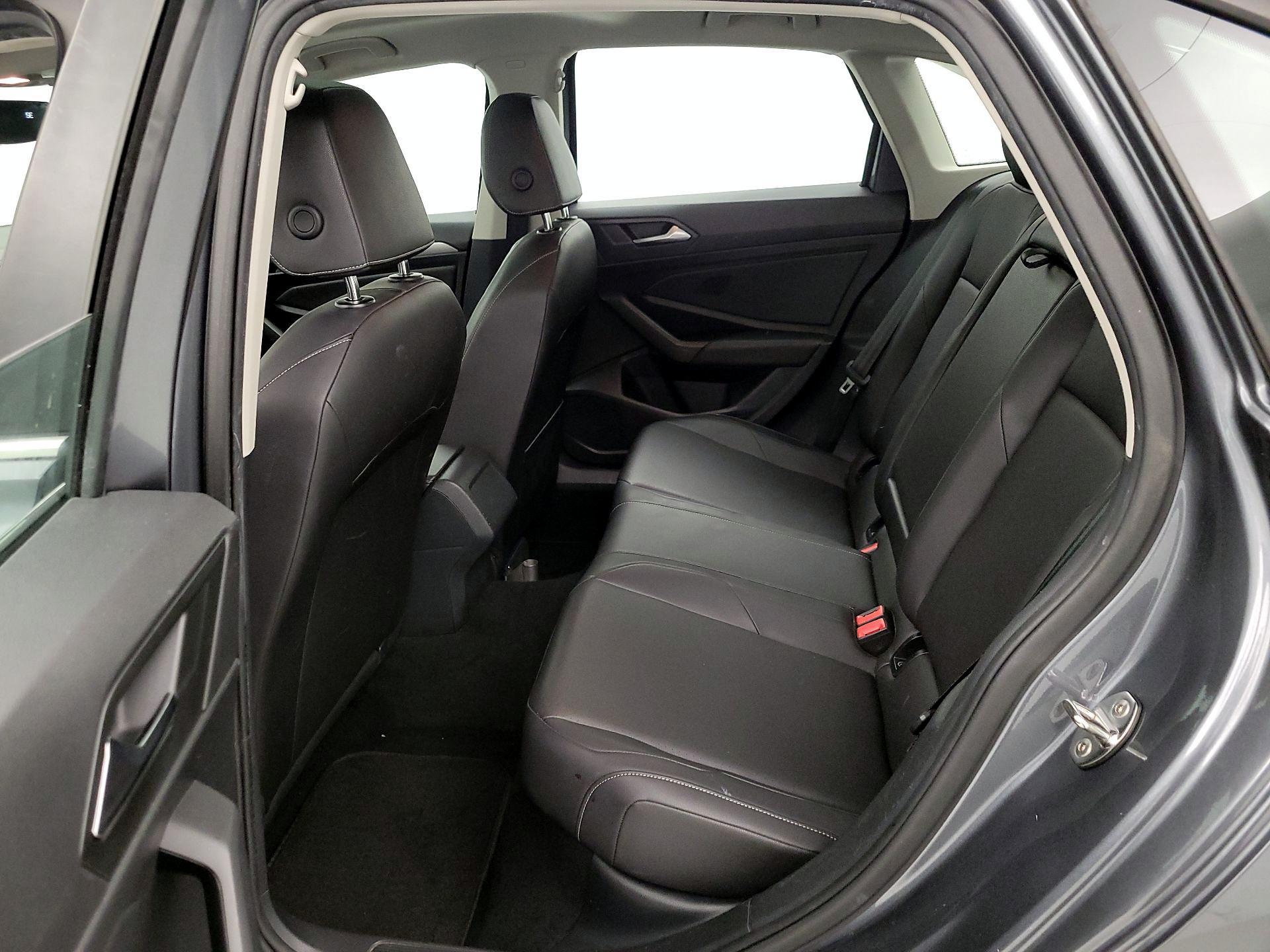 Thumbnail: 2019 Volkswagen Jetta - 20