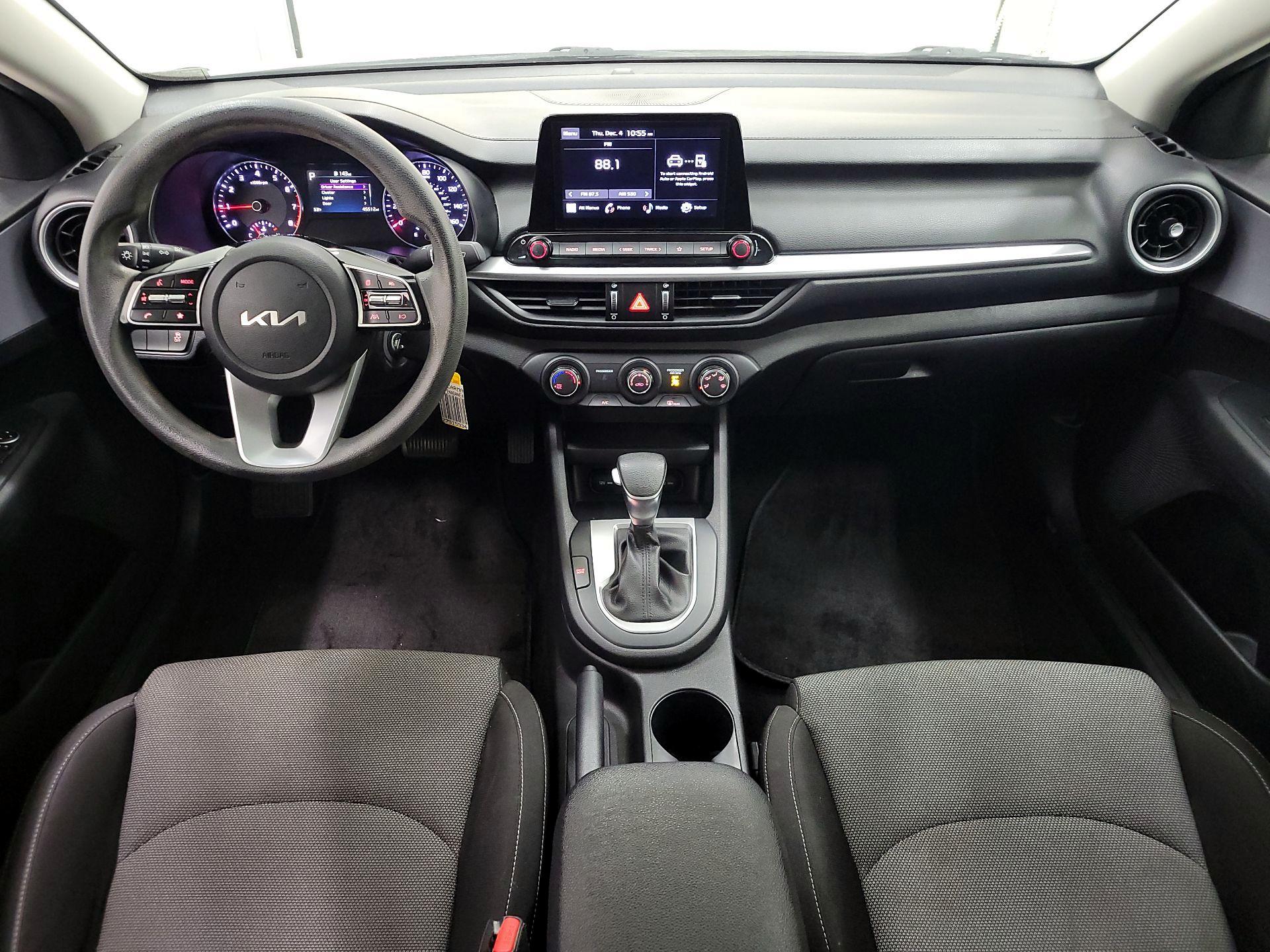 Thumbnail: 2022 Kia Forte - 9