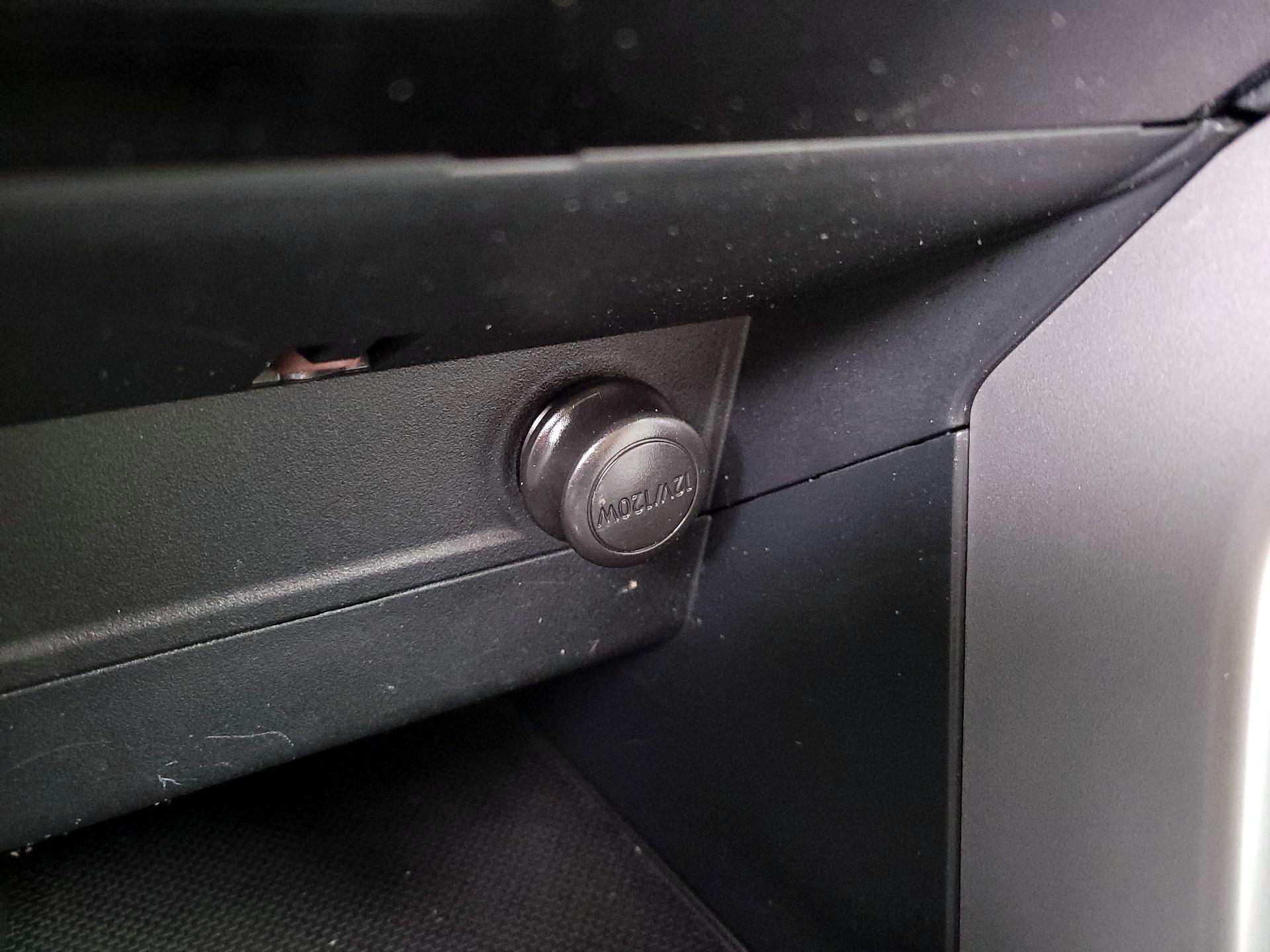 Thumbnail: 2017 Subaru Forester - 19