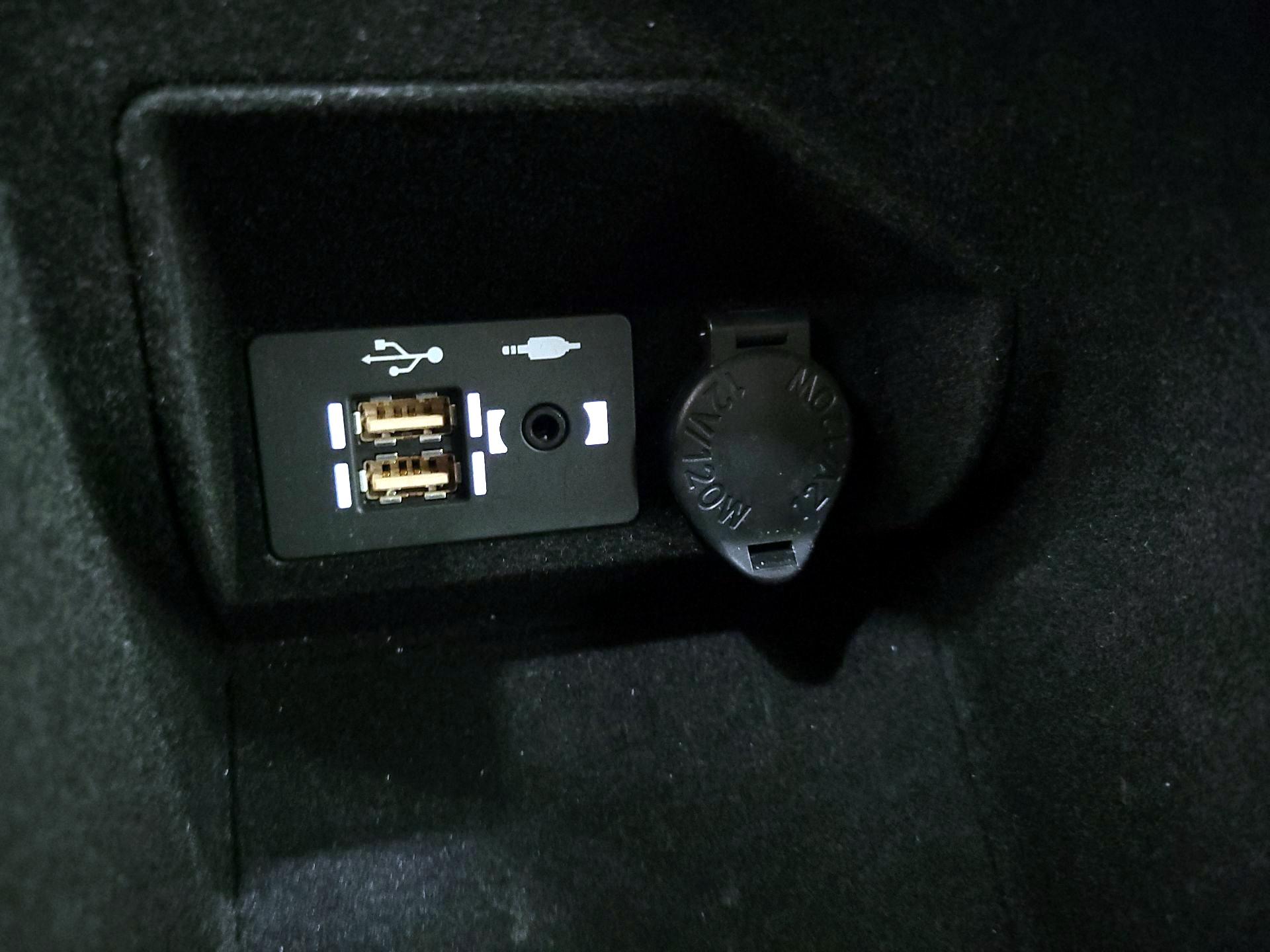 Thumbnail: 2021 Lexus IS - 18