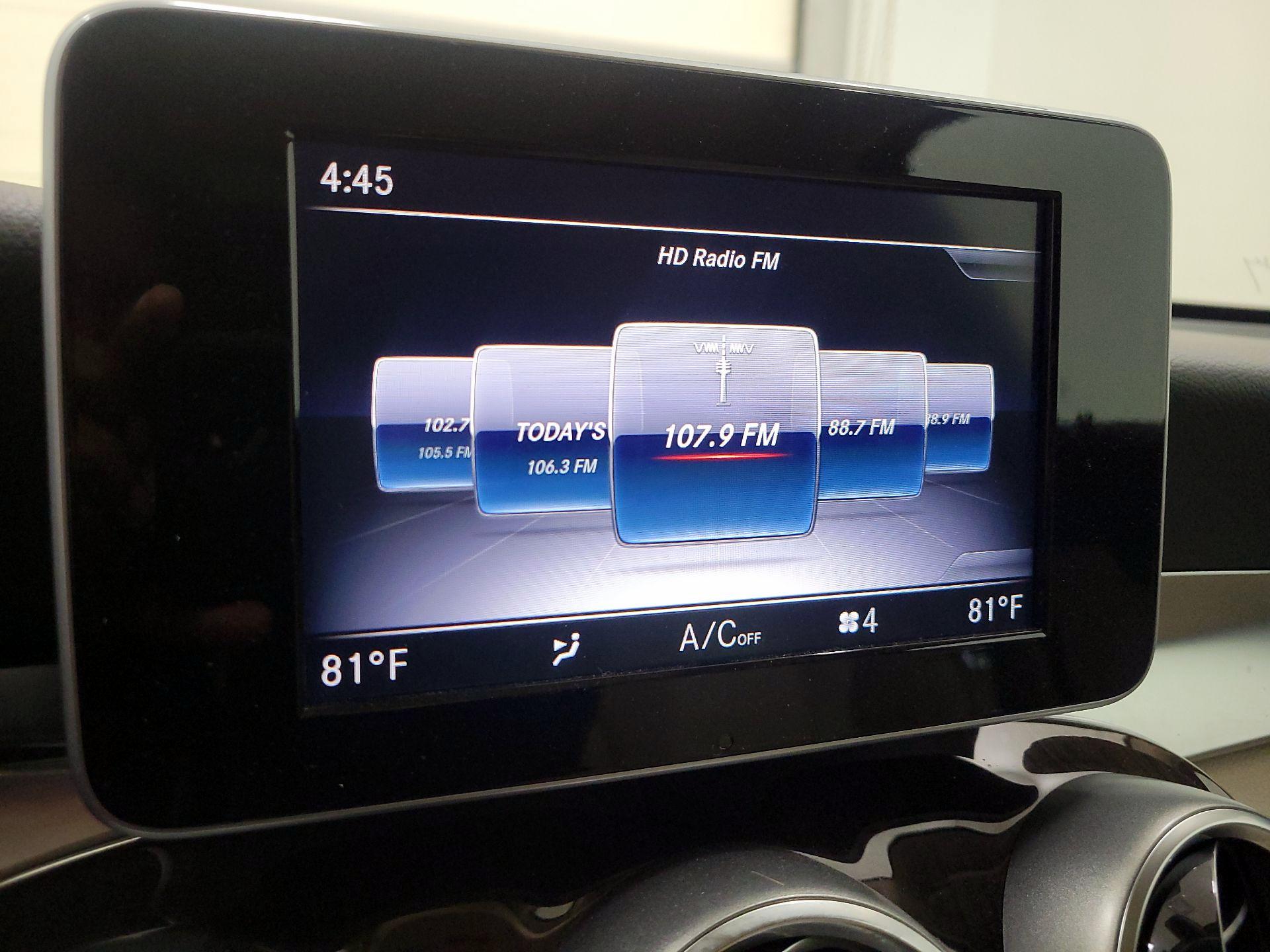 Thumbnail: 2019 Mercedes-Benz GLC - 16