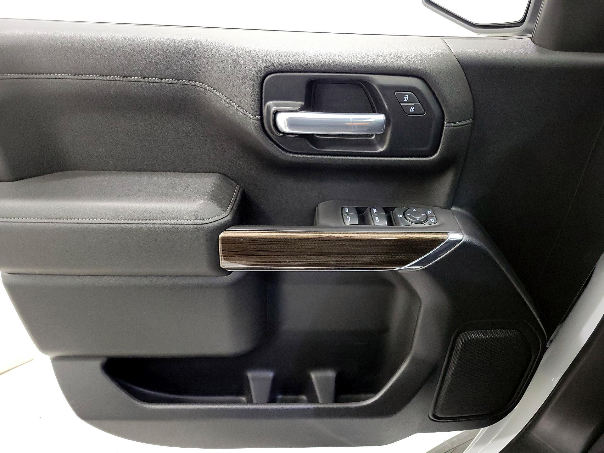 Thumbnail: 2021 Chevrolet Silverado 1500 - 12