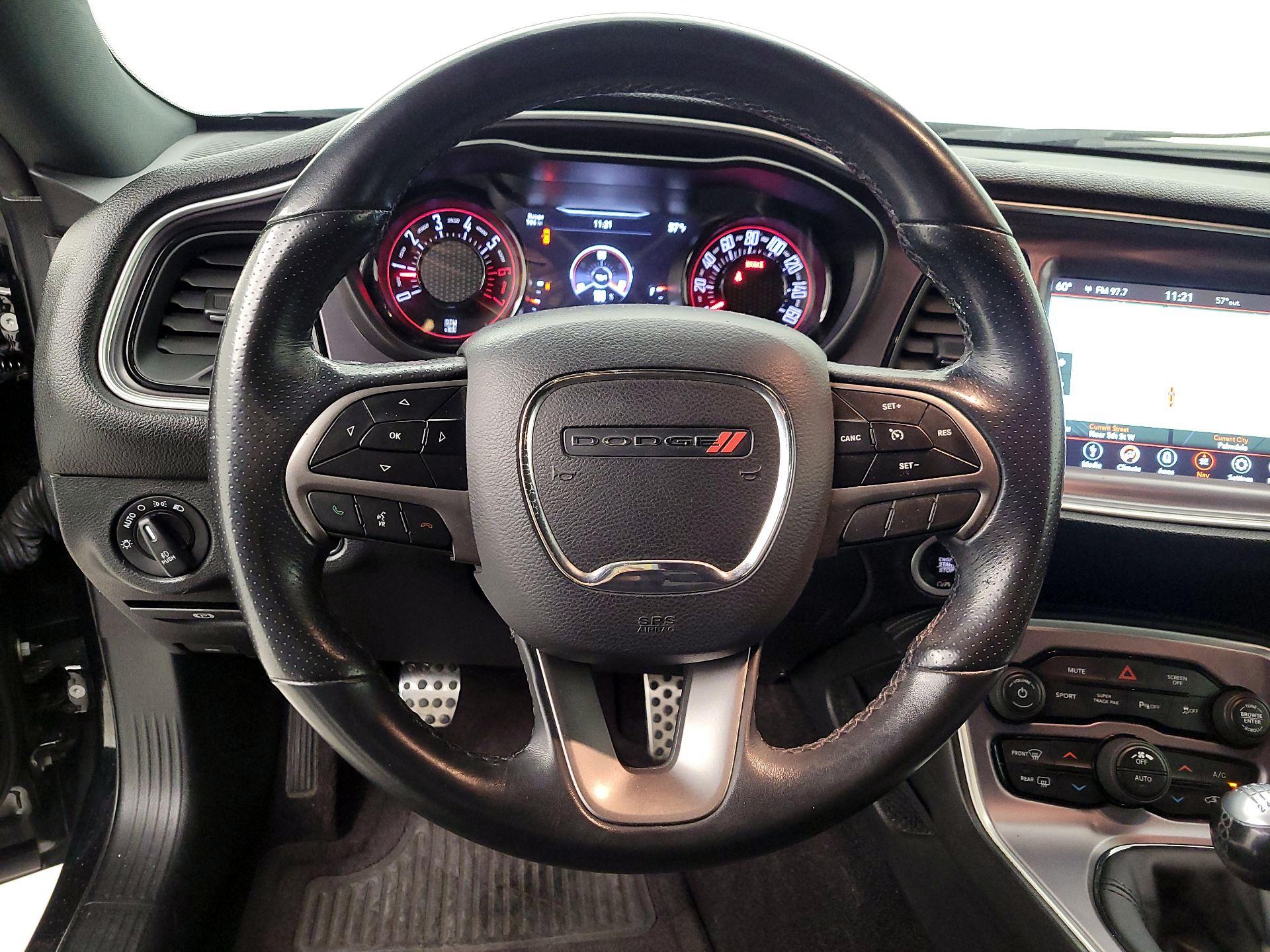 Thumbnail: 2019 Dodge Challenger - 10