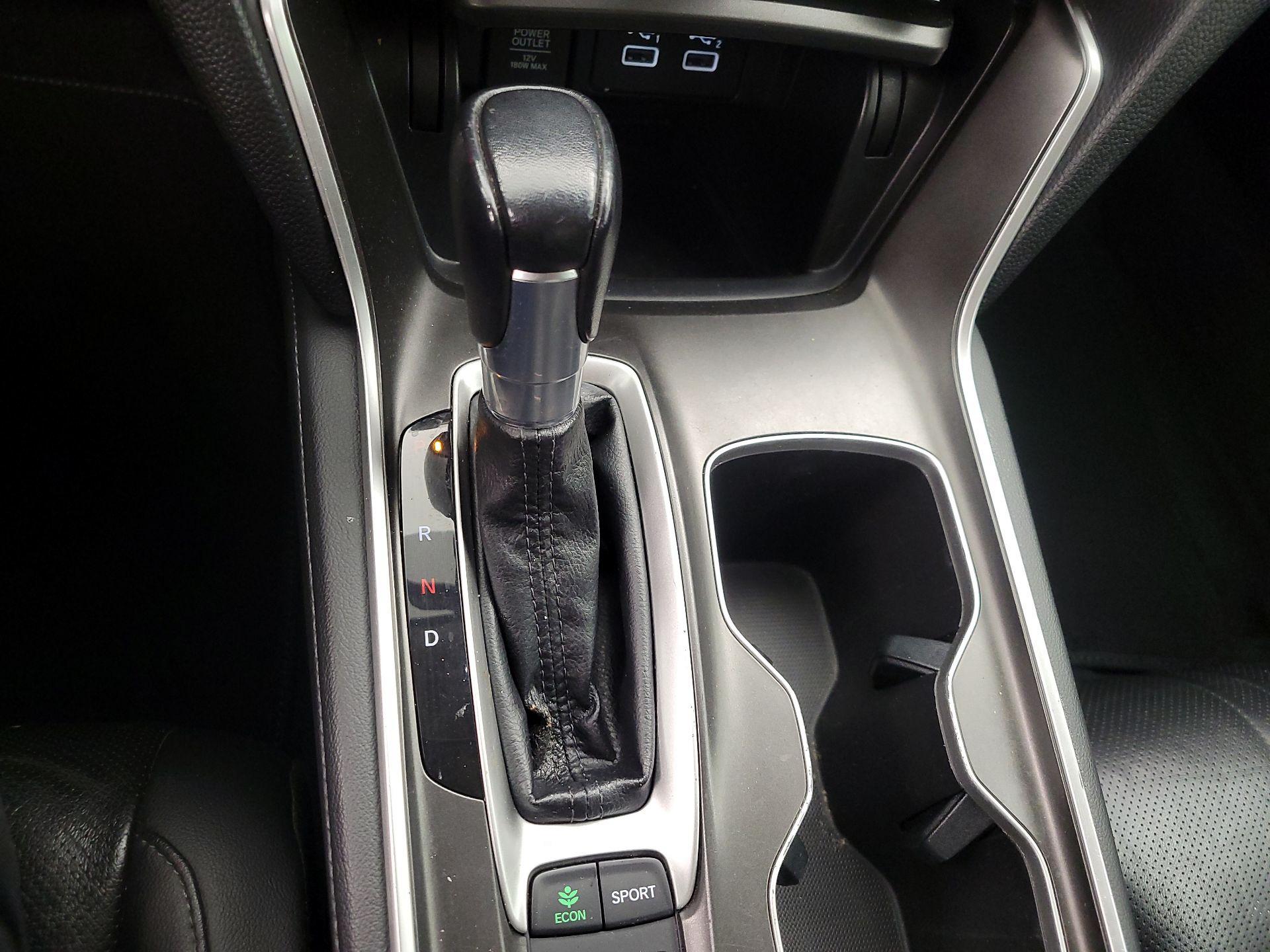 Thumbnail: 2022 Honda Accord - 17