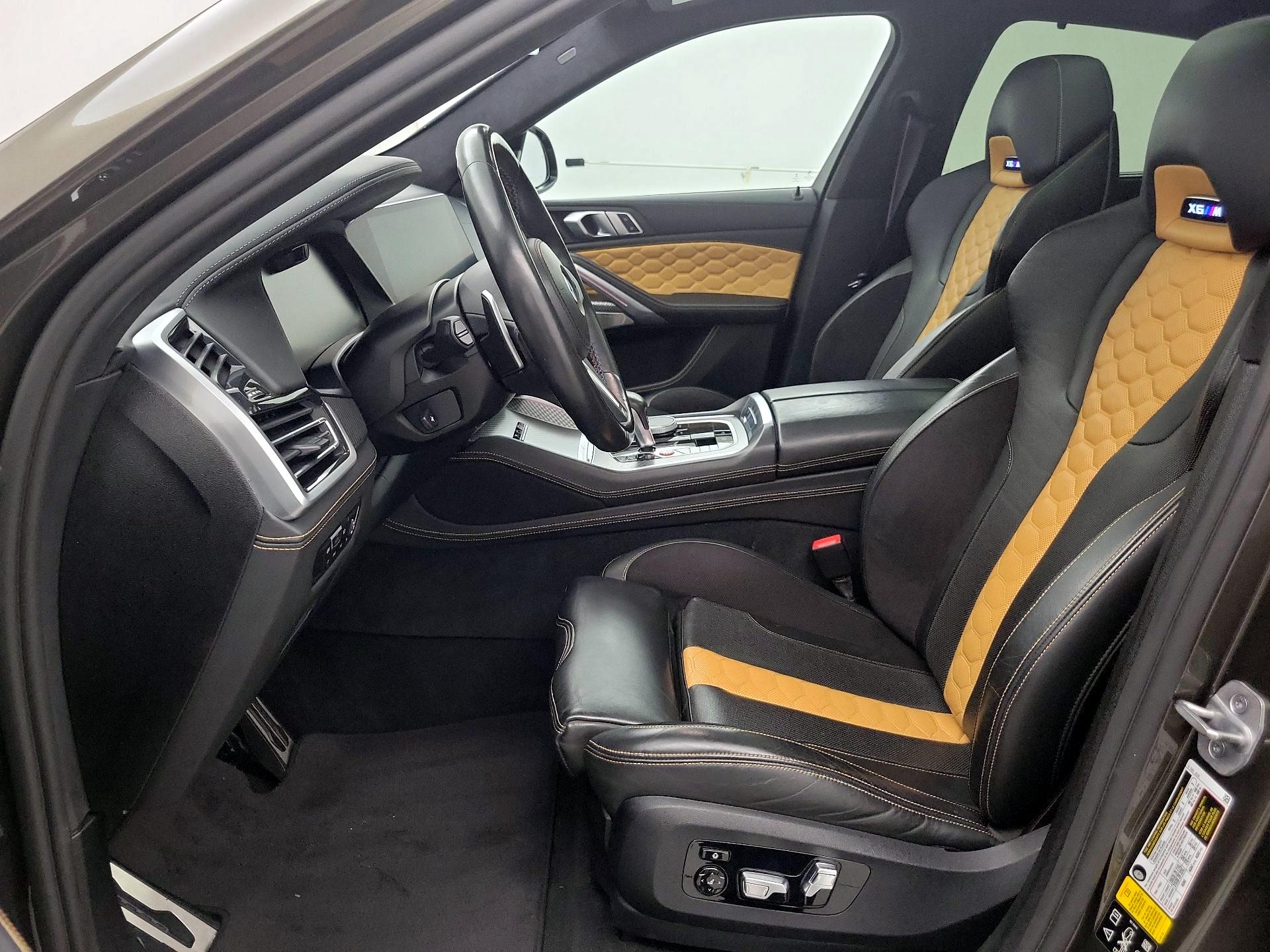 Thumbnail: 2021 BMW X6 - 11