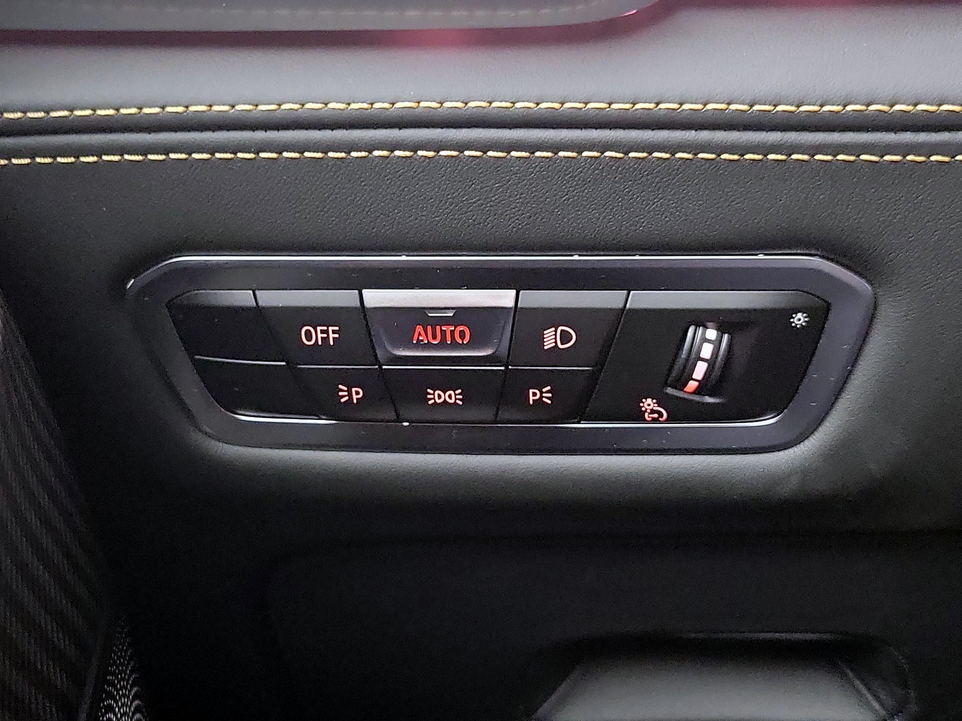 Thumbnail: 2021 BMW X6 - 13