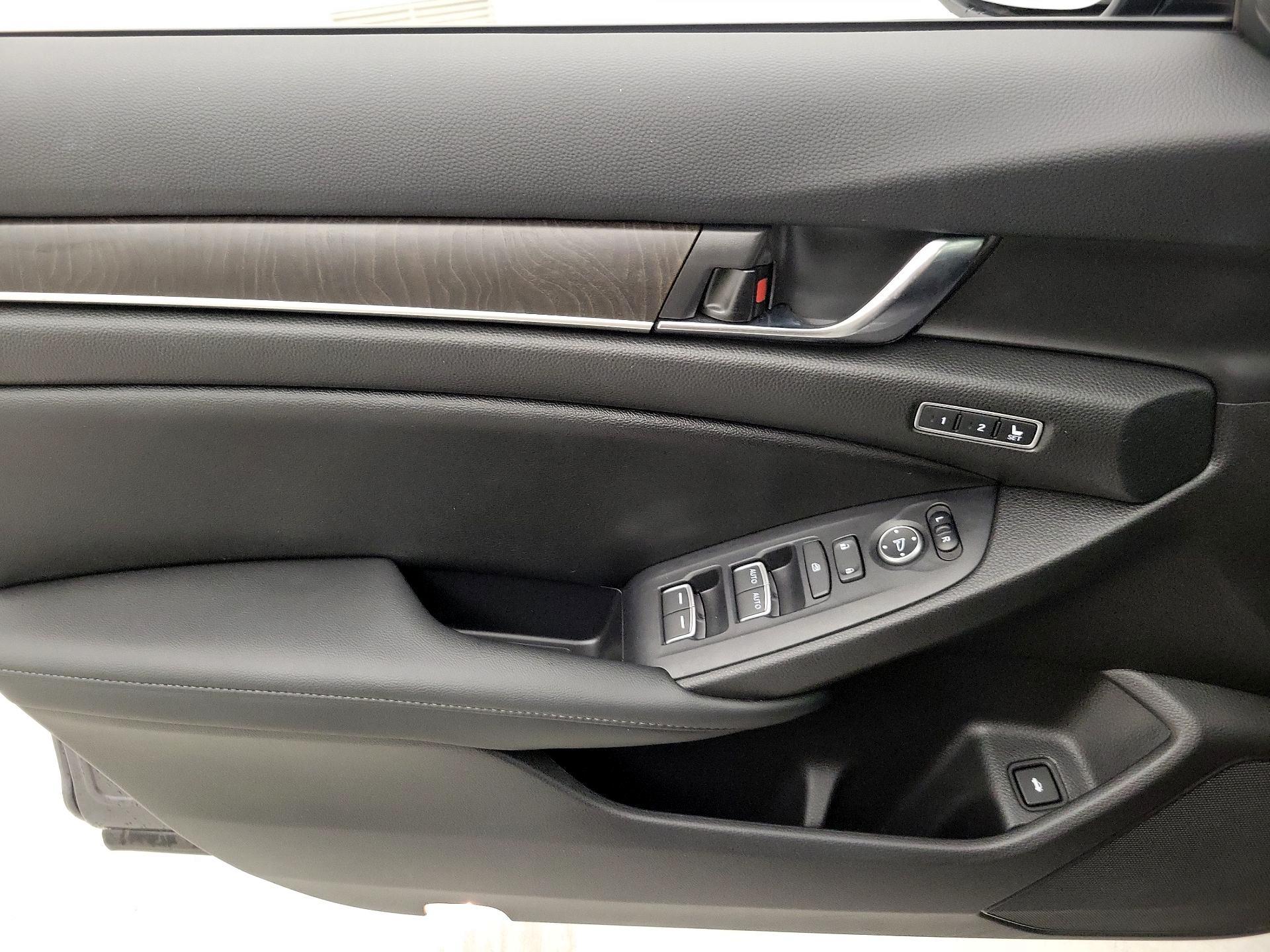 Thumbnail: 2021 Honda Accord - 12