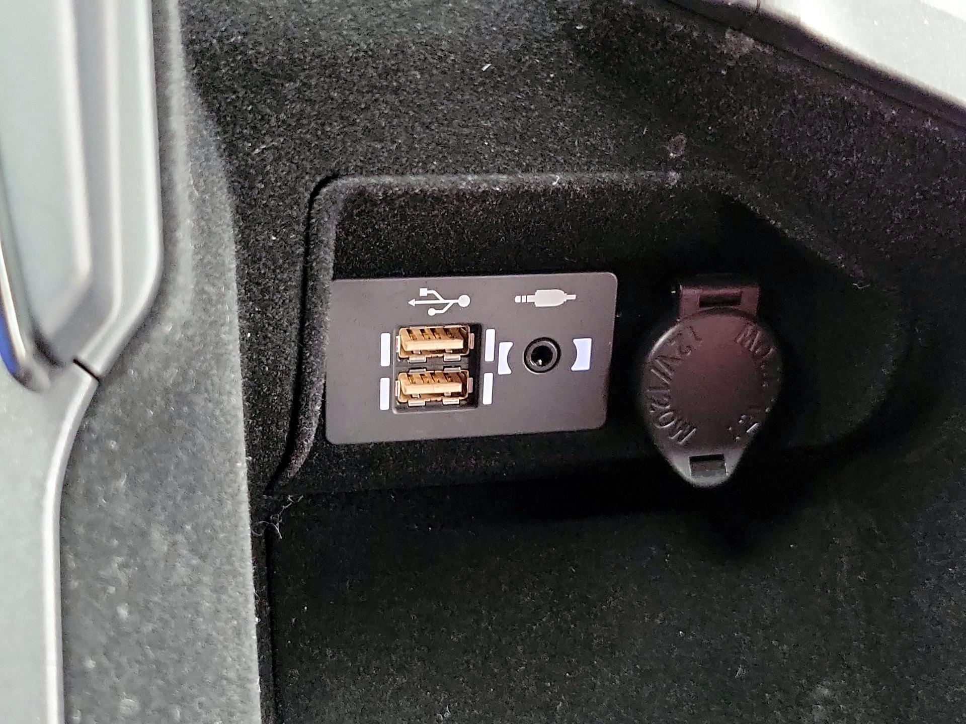 Thumbnail: 2023 Lexus IS - 18