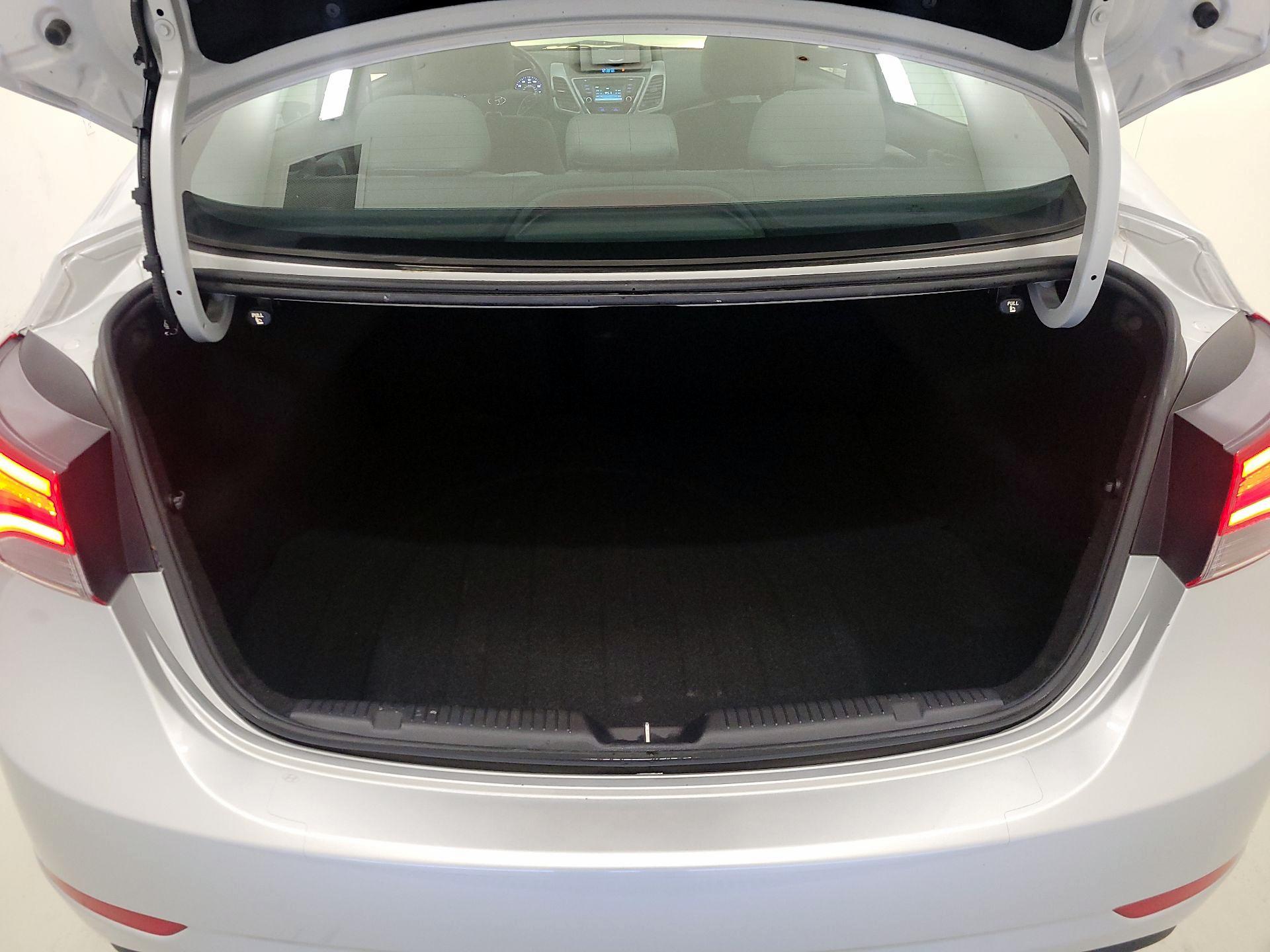 Thumbnail: 2015 Hyundai Elantra - 20