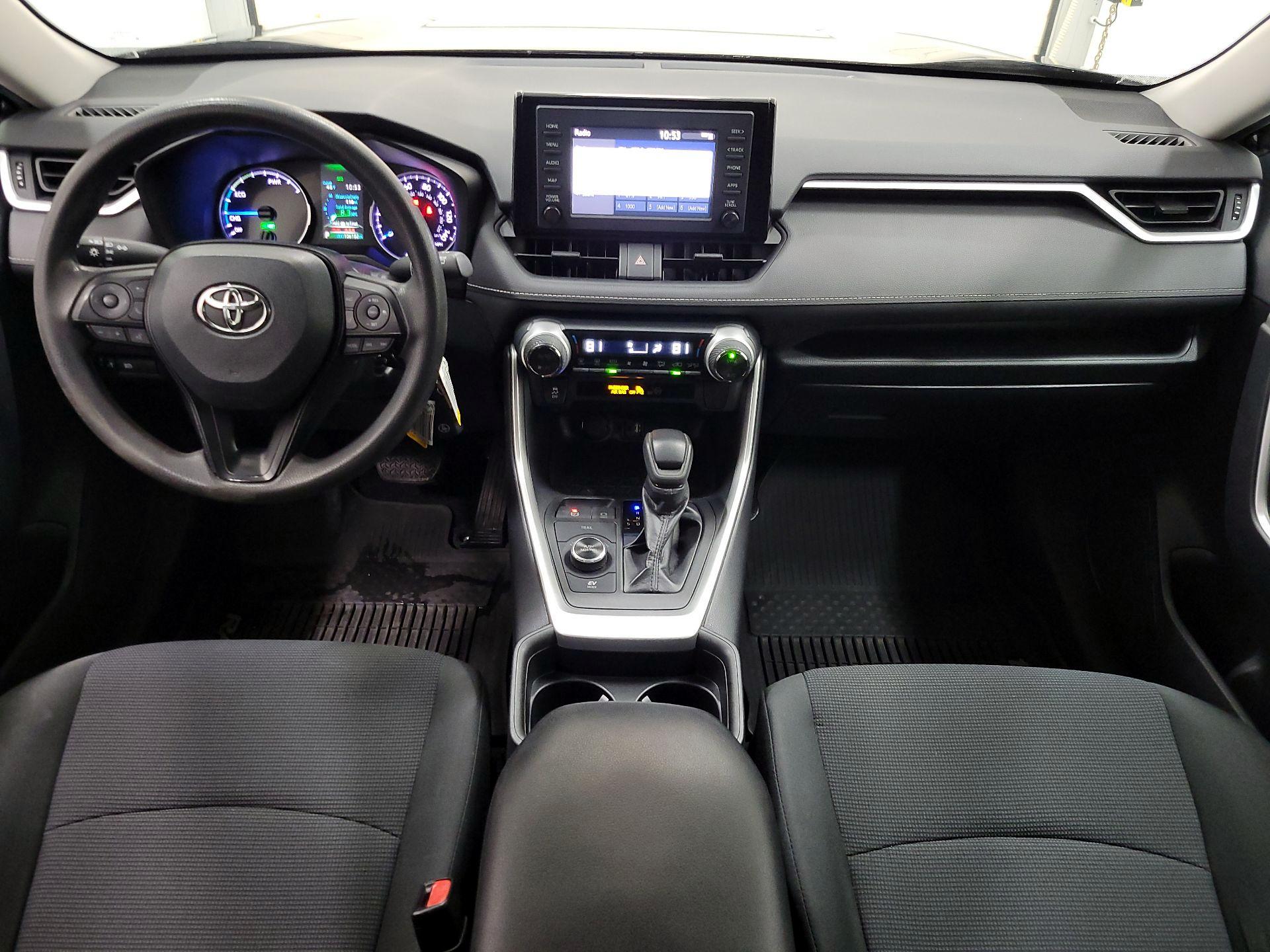 Thumbnail: 2019 Toyota RAV4 - 9