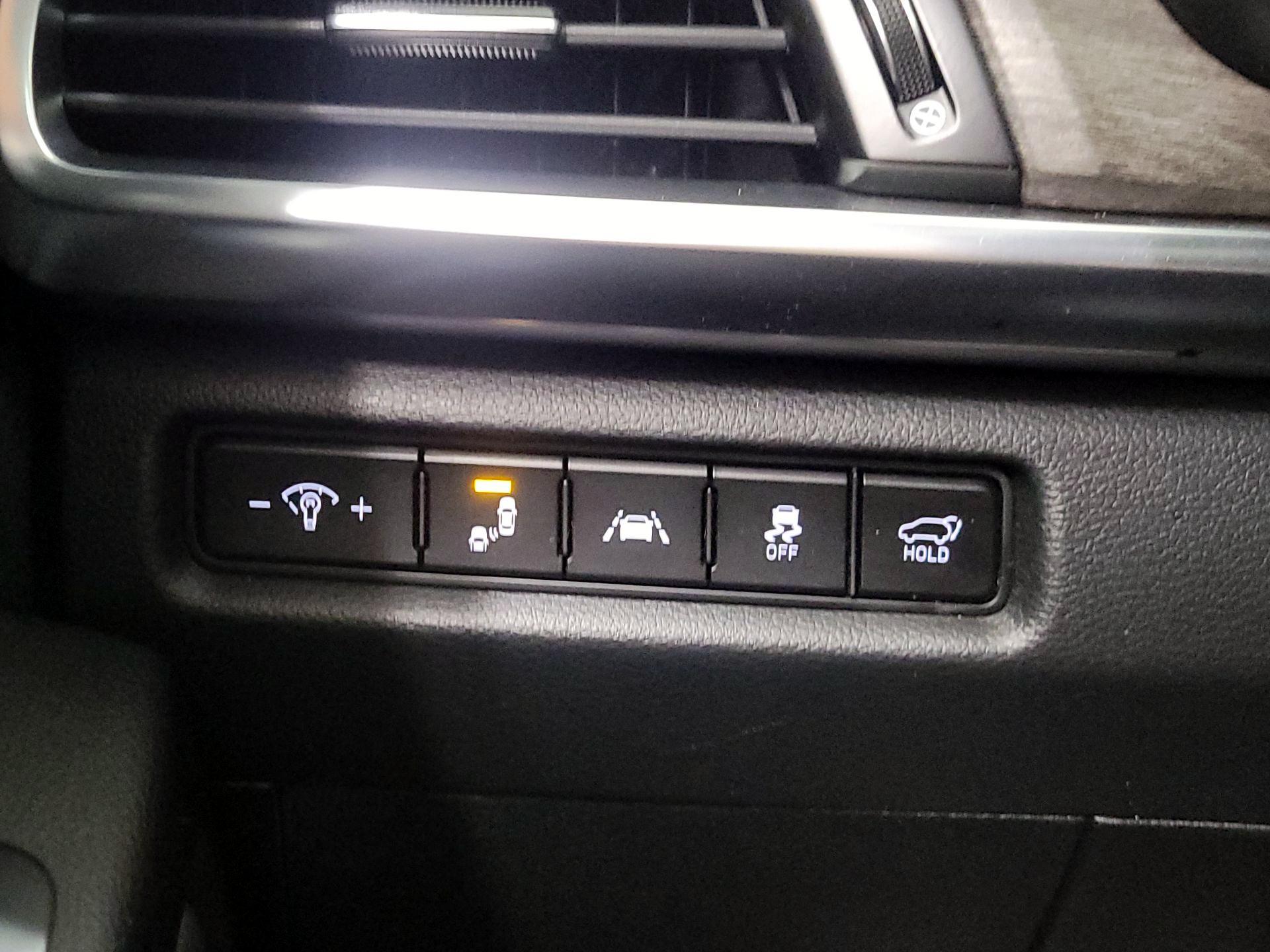 Thumbnail: 2021 Kia Telluride - 13