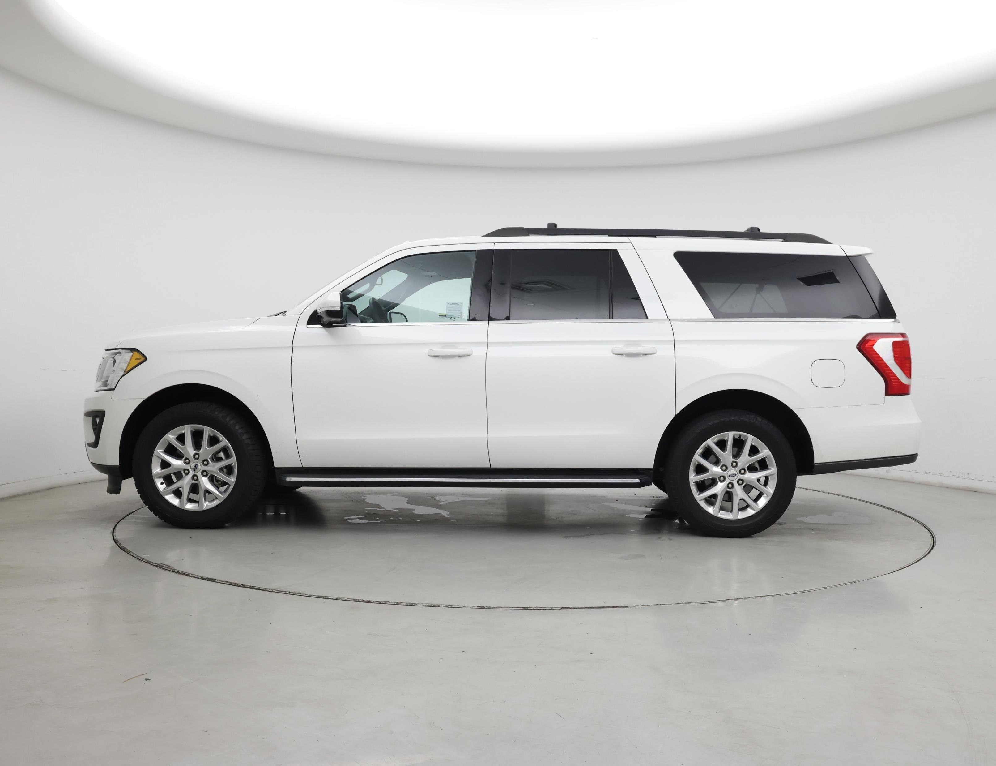 Thumbnail: 2020 Ford Expedition - 3