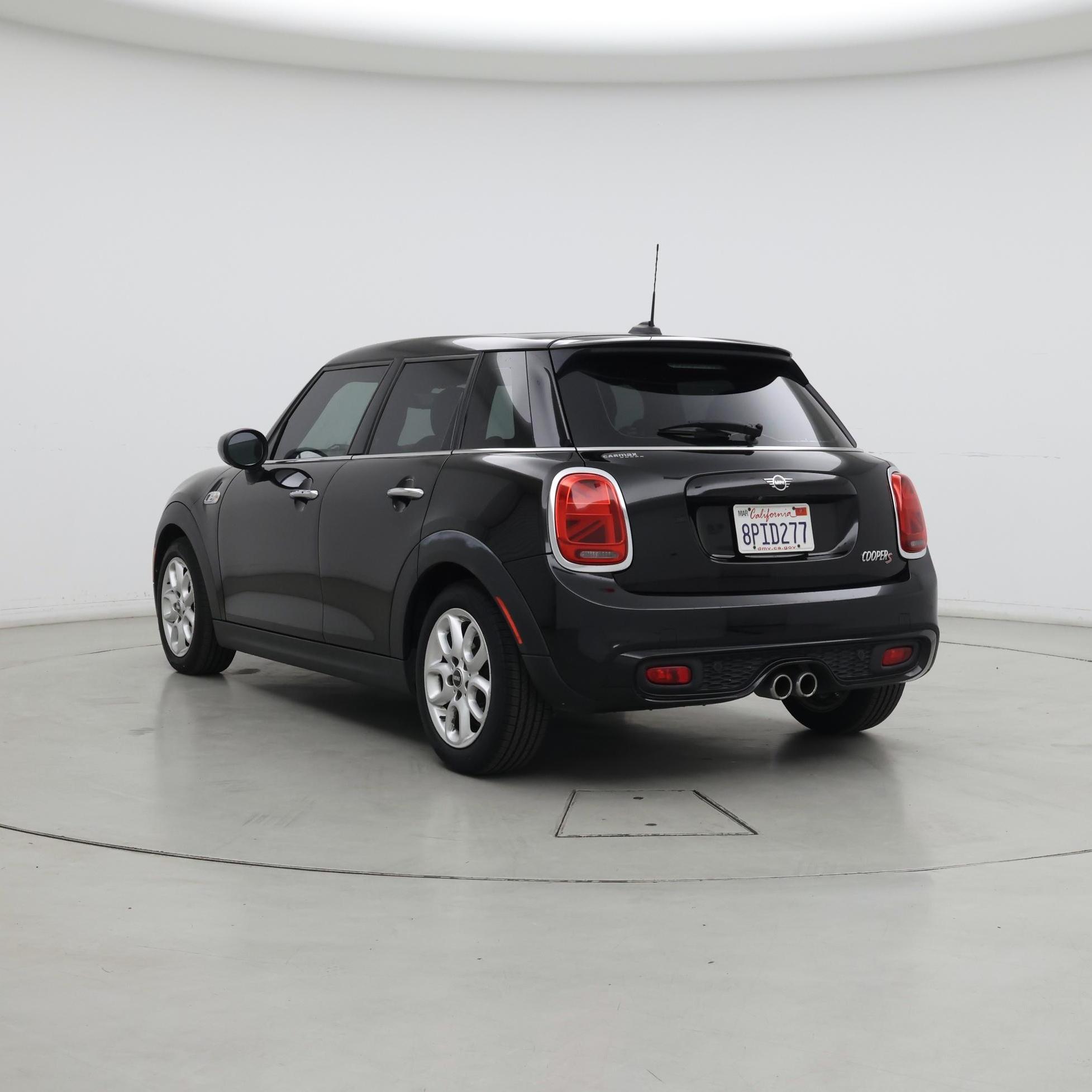 Thumbnail: 2020 MINI Cooper Hardtop - 2