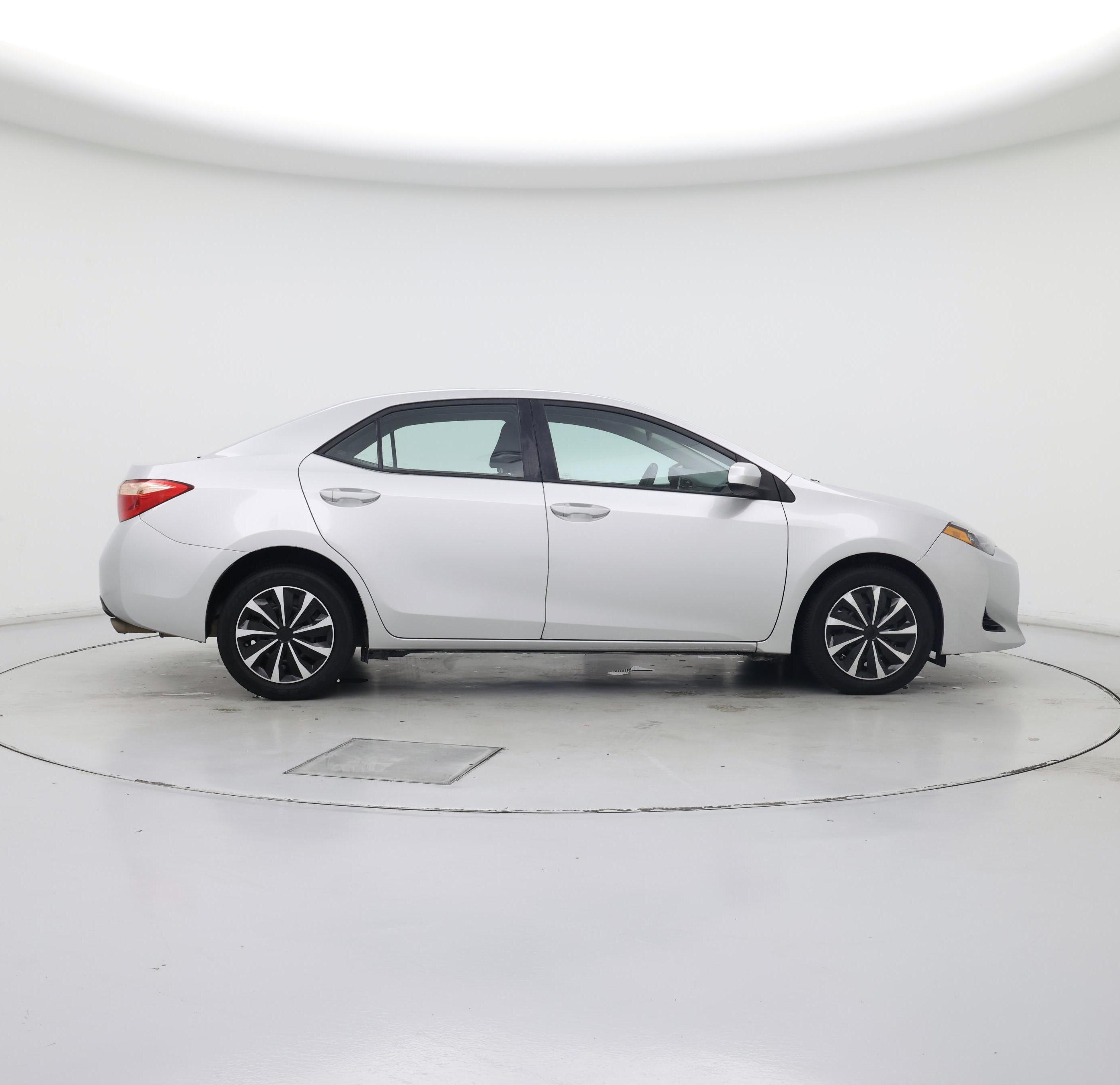 Thumbnail: 2018 Toyota Corolla - 7