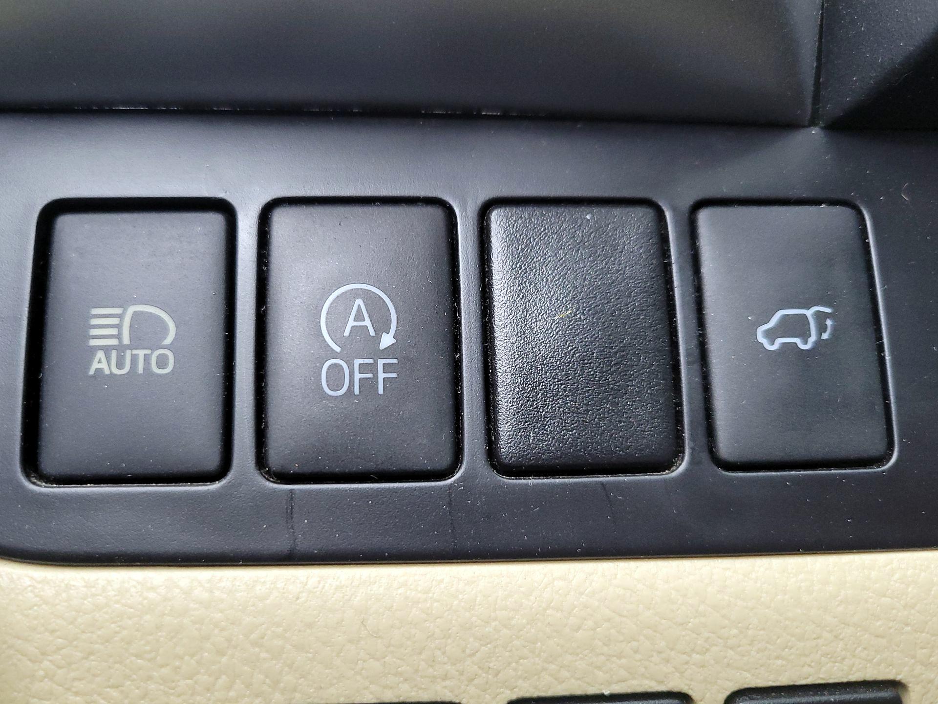 Thumbnail: 2017 Toyota Highlander - 13