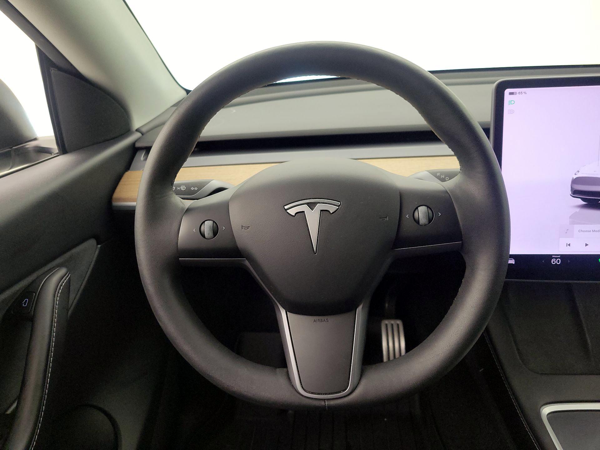 Thumbnail: 2022 Tesla Model Y - 10