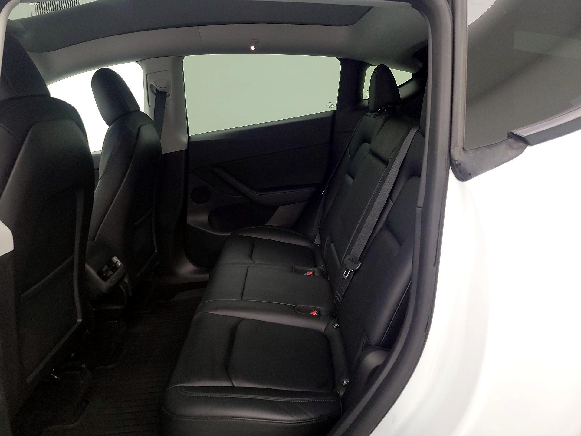 Thumbnail: 2022 Tesla Model Y - 19