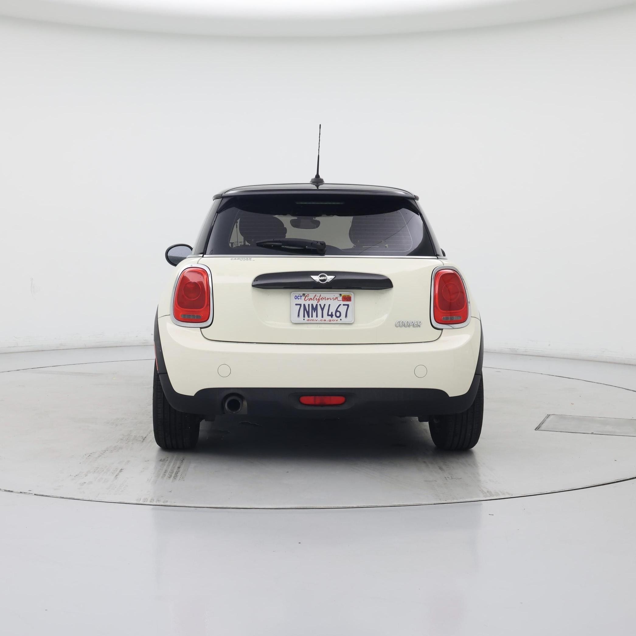 Thumbnail: 2016 MINI Cooper Hardtop - 6
