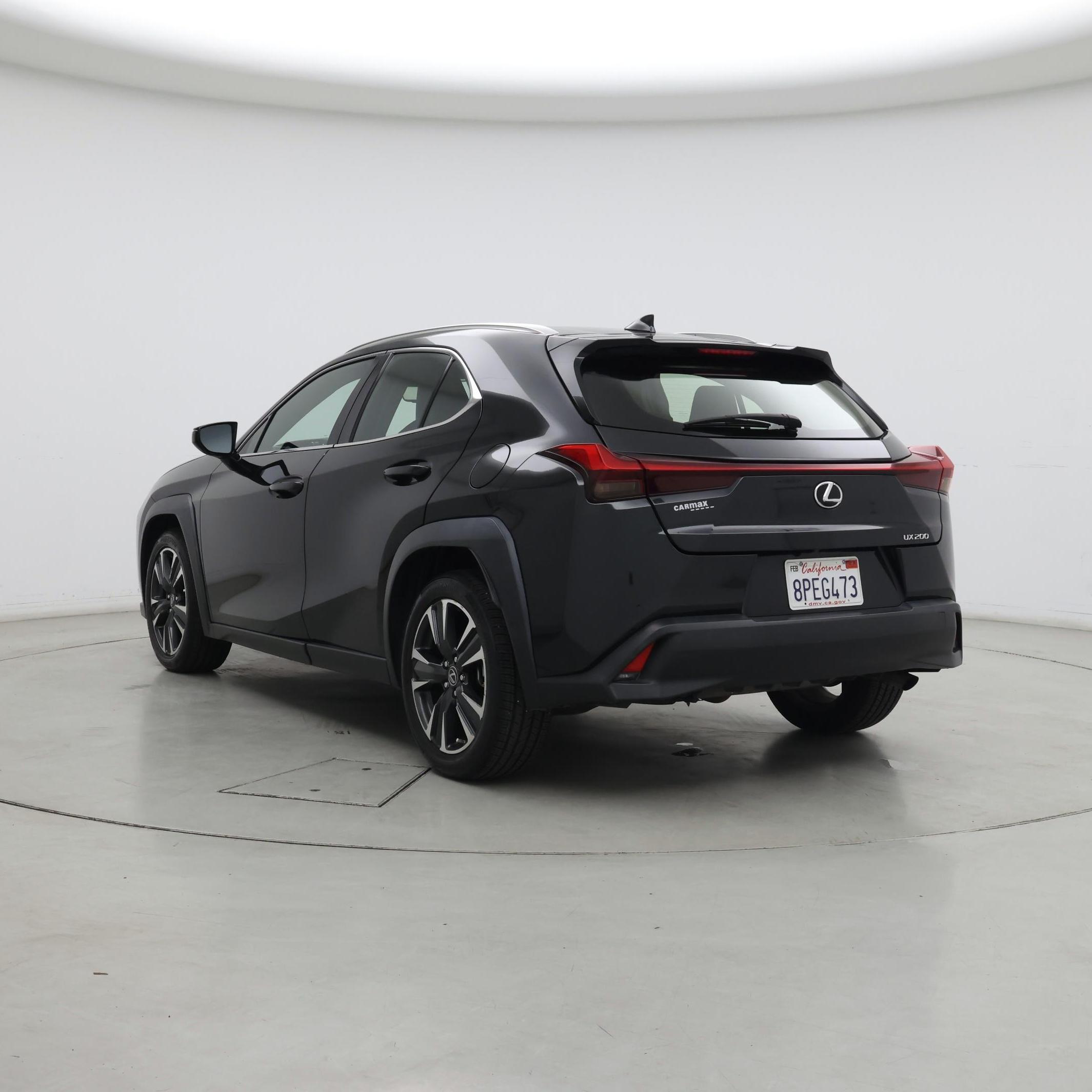 Thumbnail: 2020 Lexus UX - 2