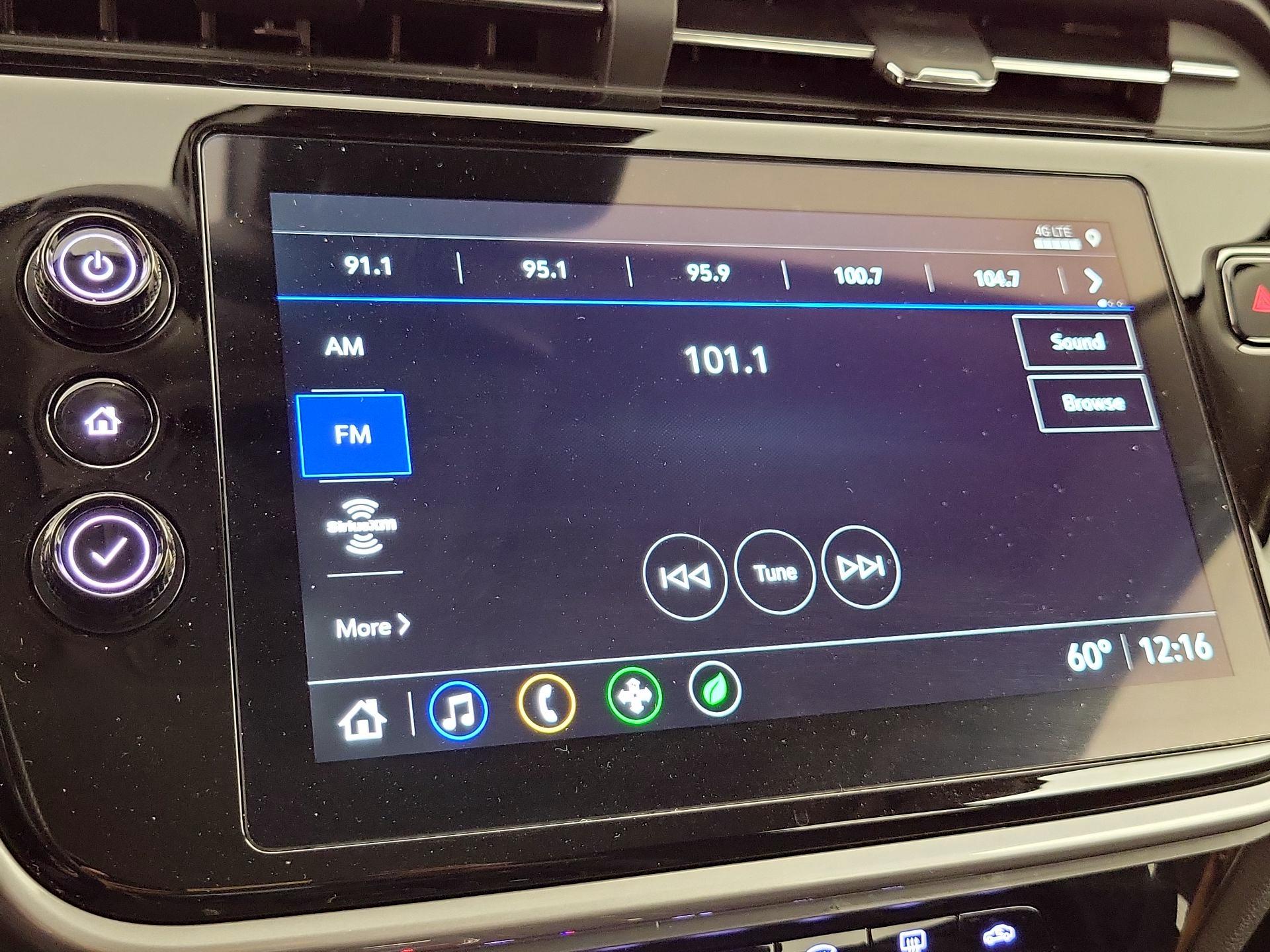 Thumbnail: 2022 Chevrolet Bolt EUV - 16