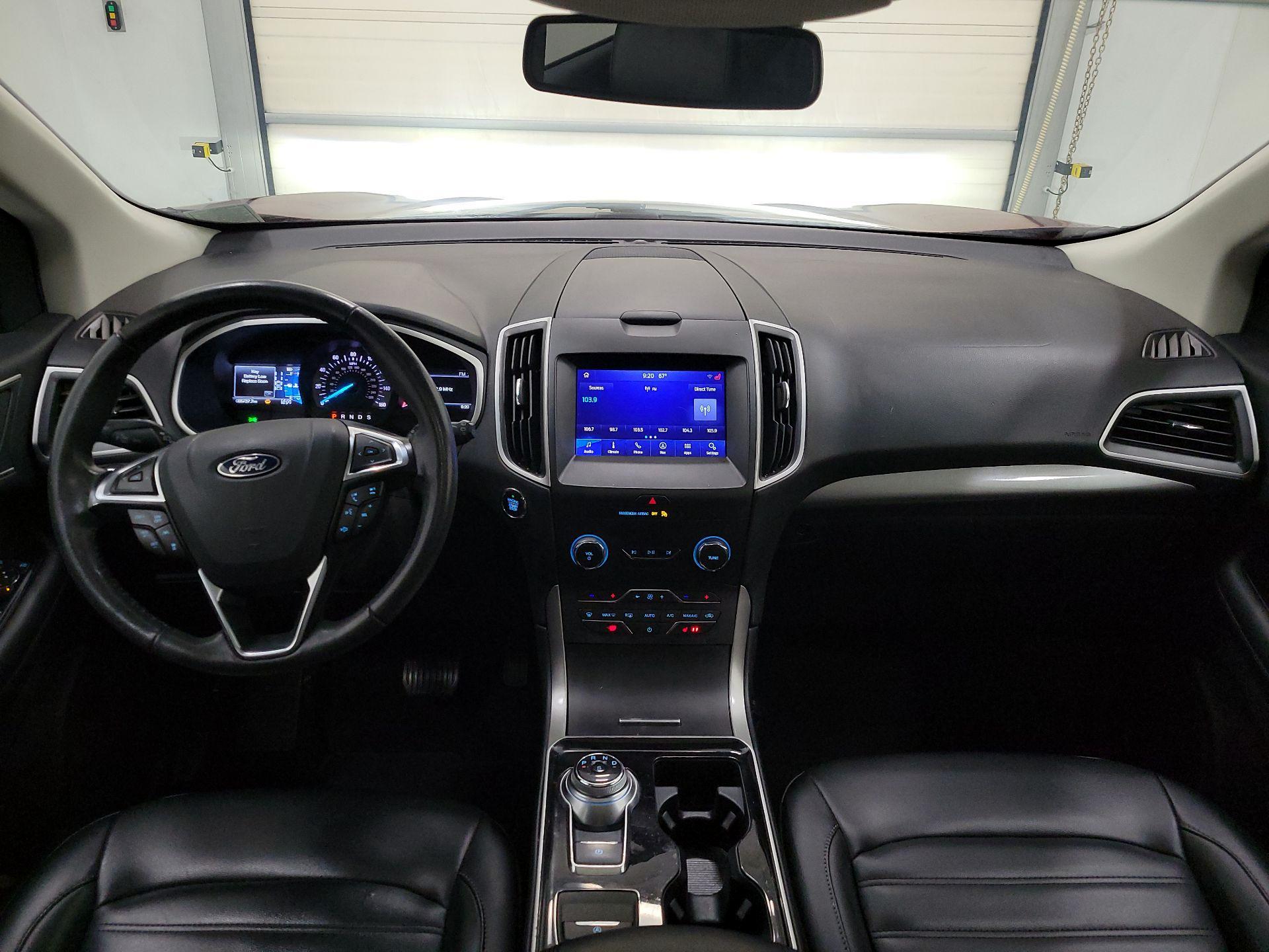 Thumbnail: 2019 Ford Edge - 9