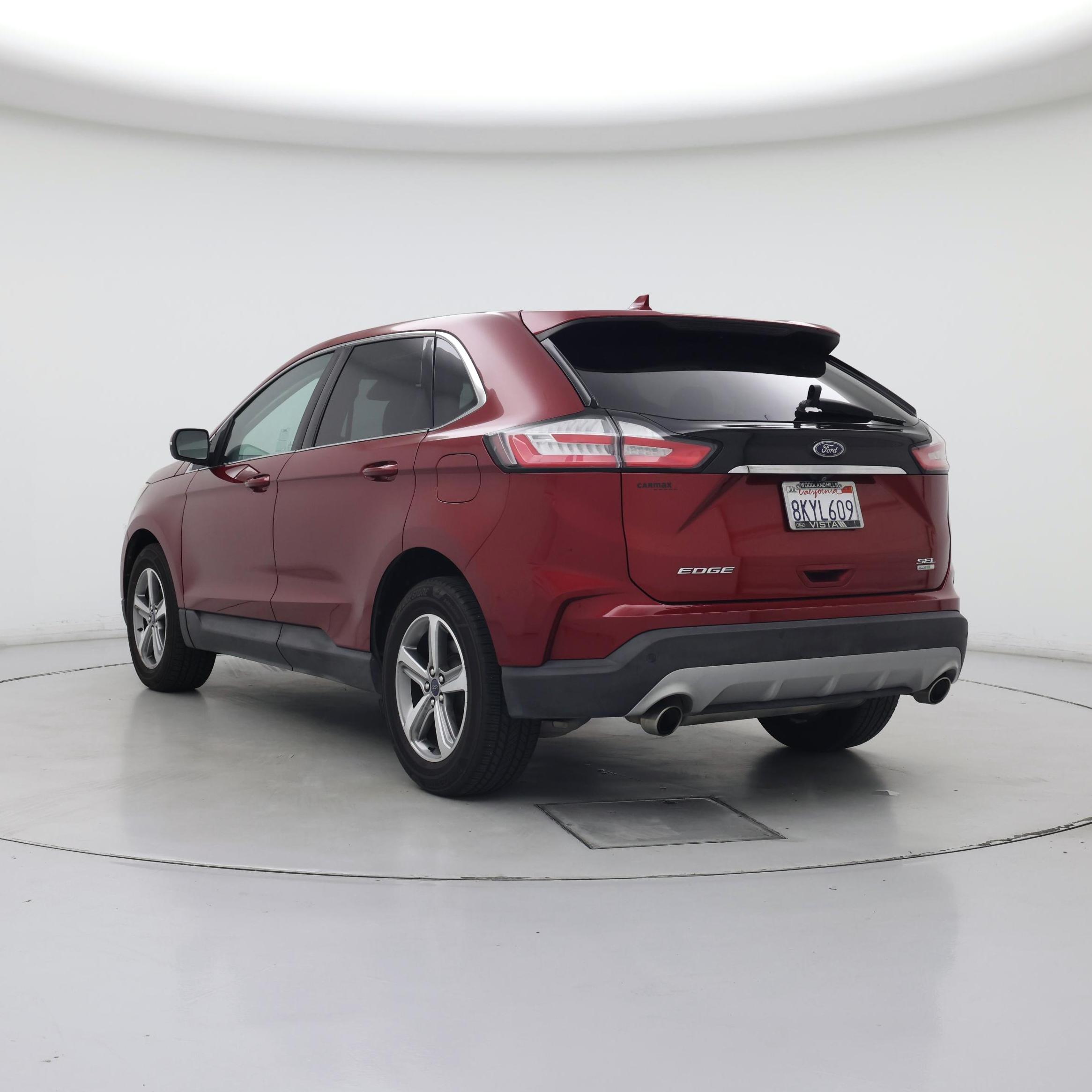 Thumbnail: 2019 Ford Edge - 2