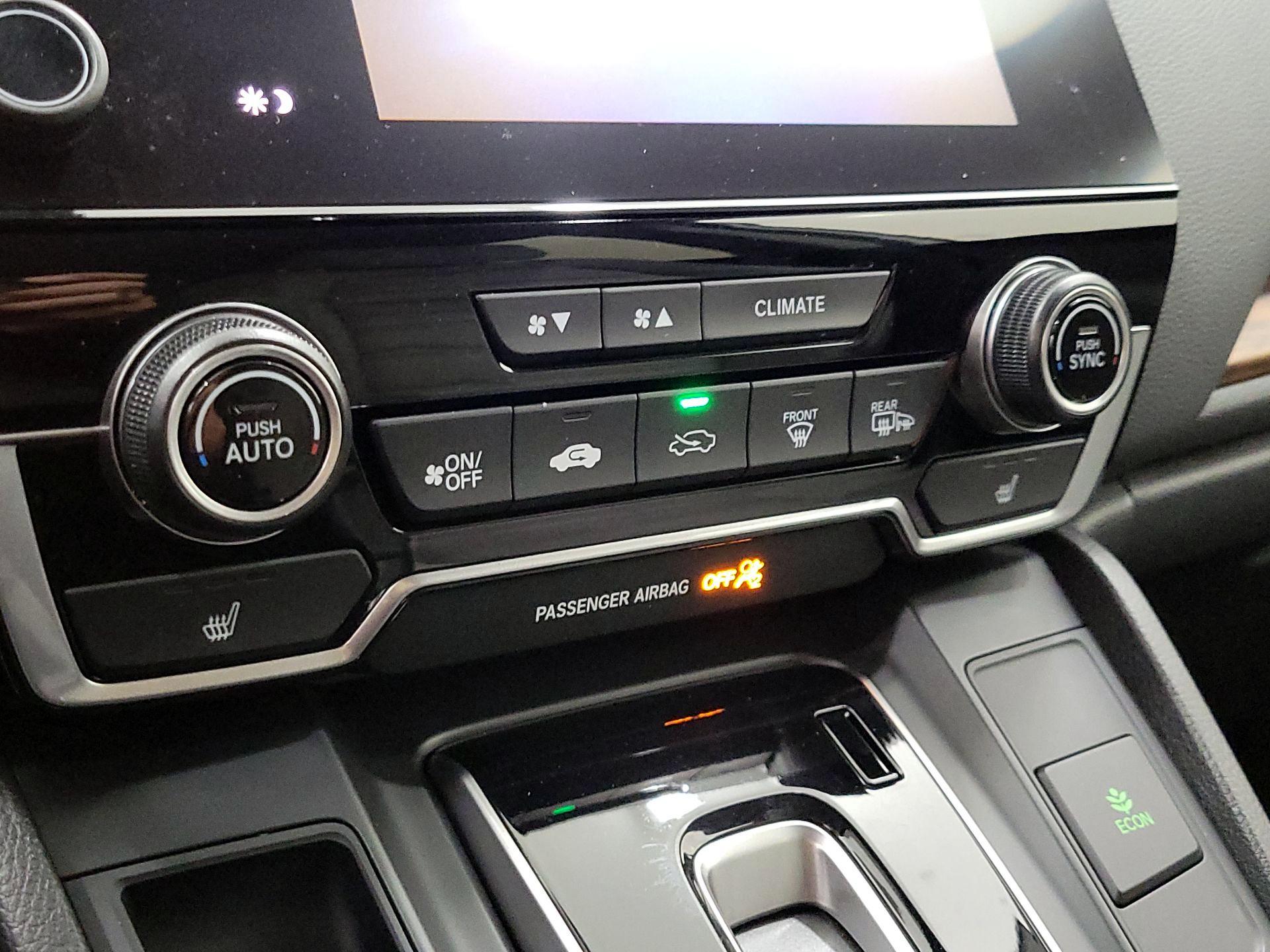 Thumbnail: 2018 Honda CR-V - 16