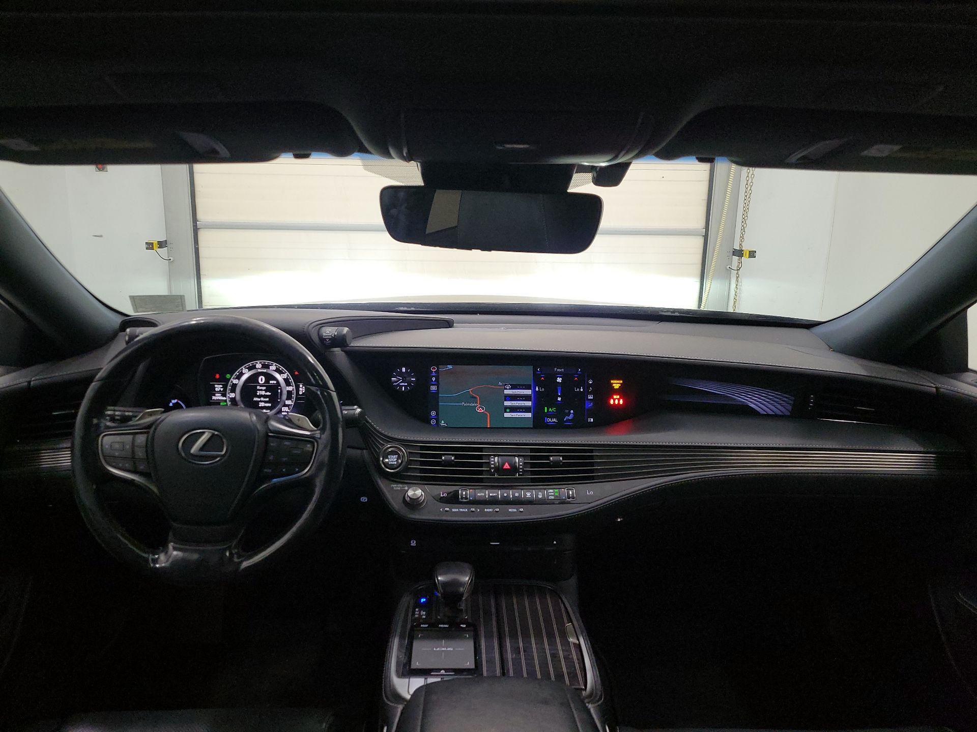 Thumbnail: 2018 Lexus LS - 9