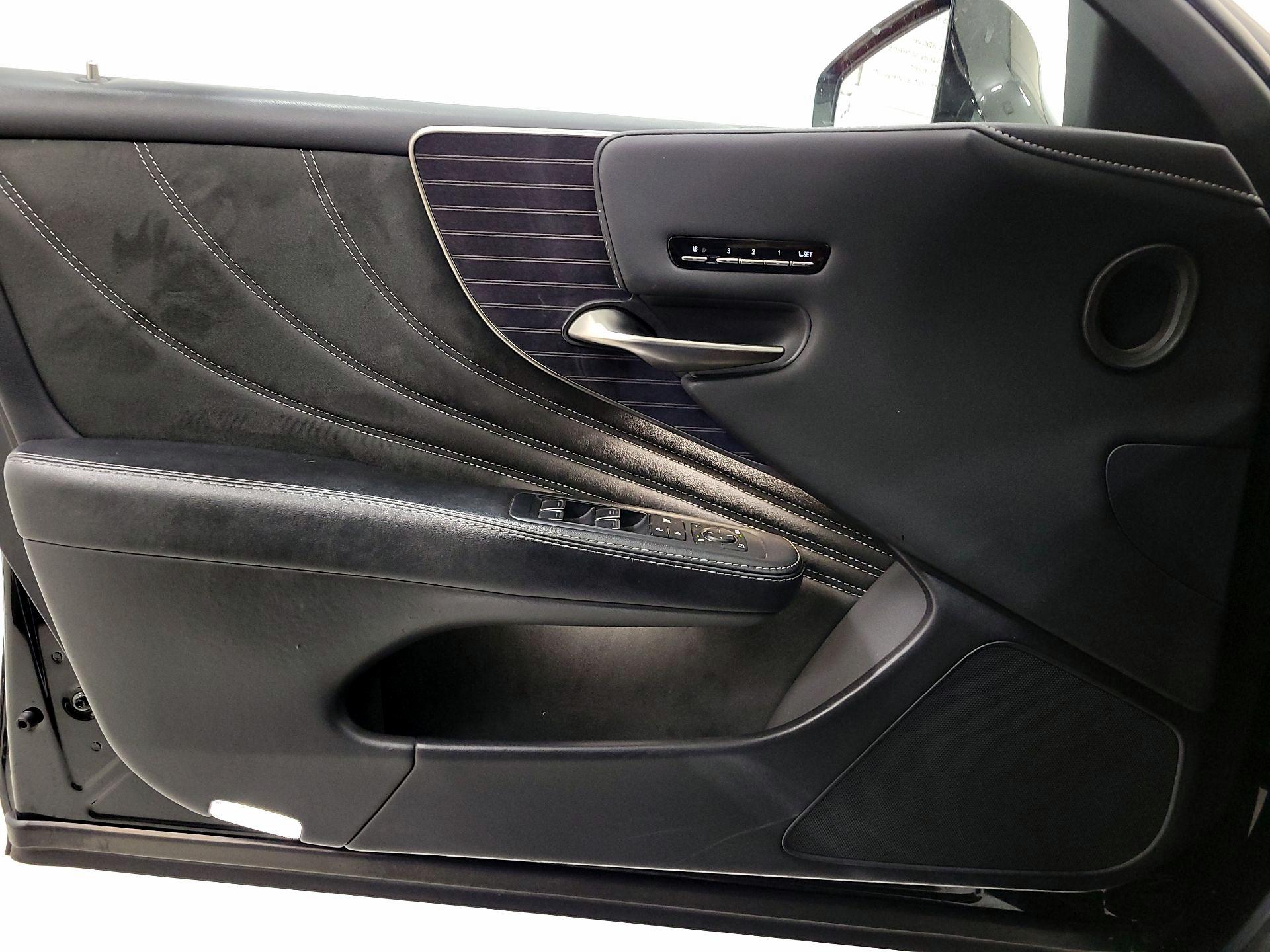 Thumbnail: 2018 Lexus LS - 12