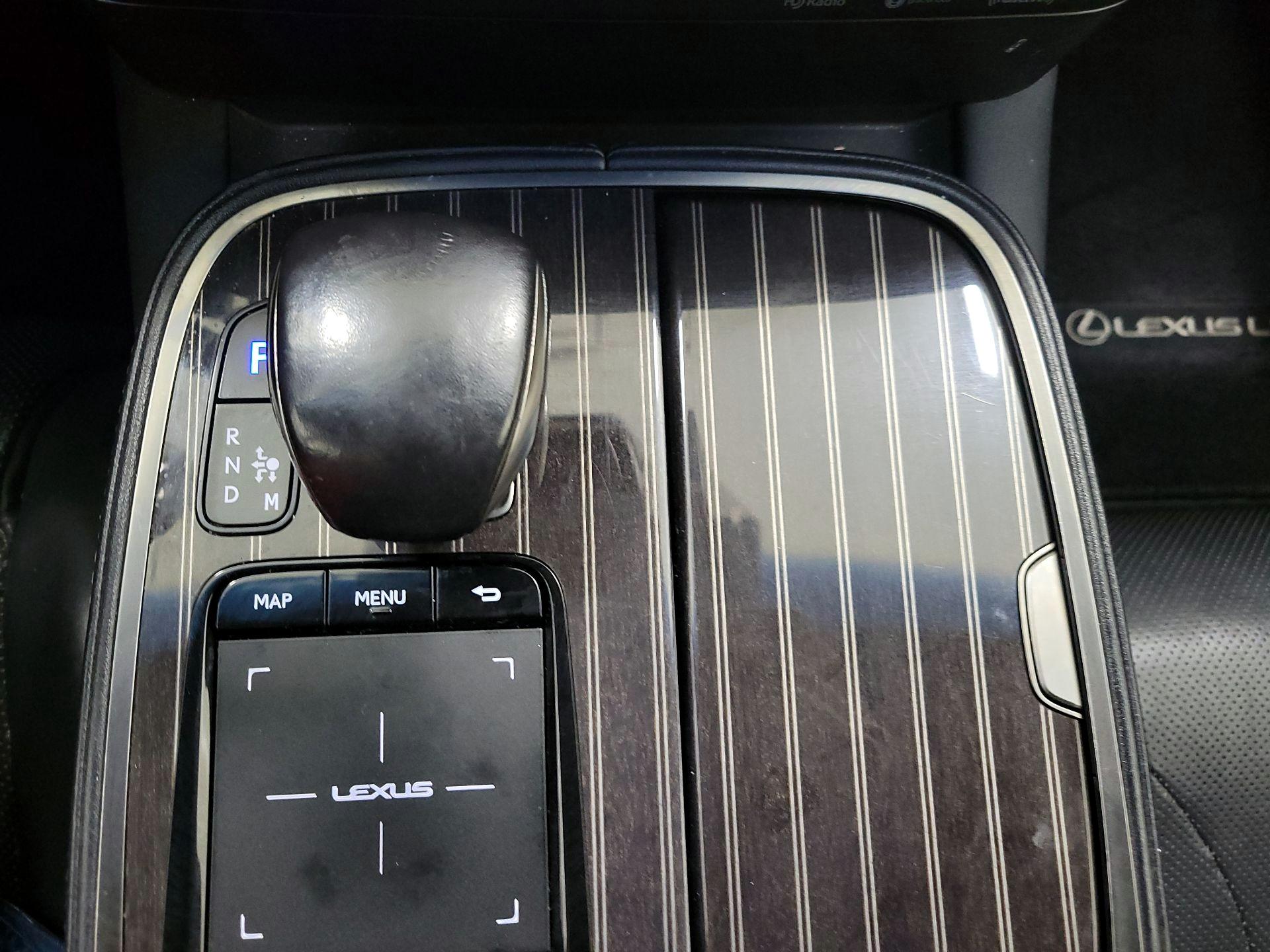 Thumbnail: 2018 Lexus LS - 17